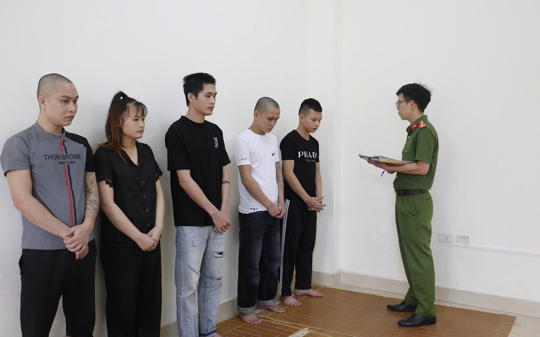 Tin lời bạn gái "Quỳnh Châu" trên mạng, người đàn ông mất gần 19 tỉ đồng