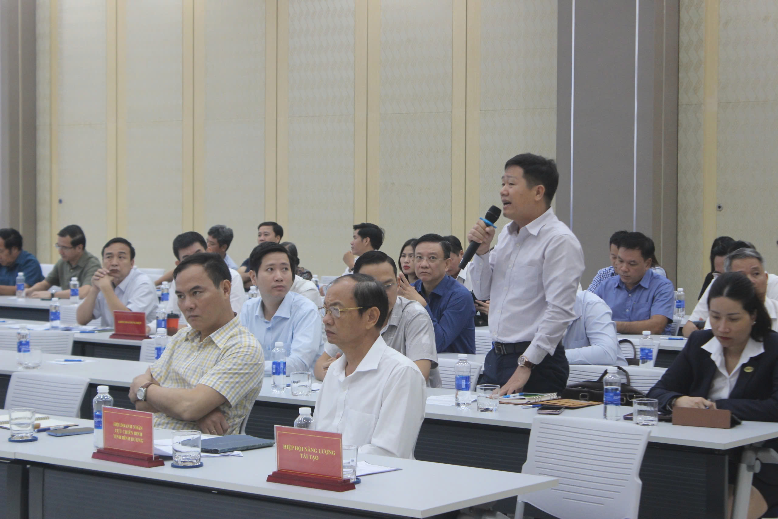 B&iacute; thư Tỉnh ủy B&igrave;nh Dương: "T&ocirc;i d&agrave;nh s&aacute;ng thứ hai để tiếp x&uacute;c người d&acirc;n, doanh nghiệp"- Ảnh 2.