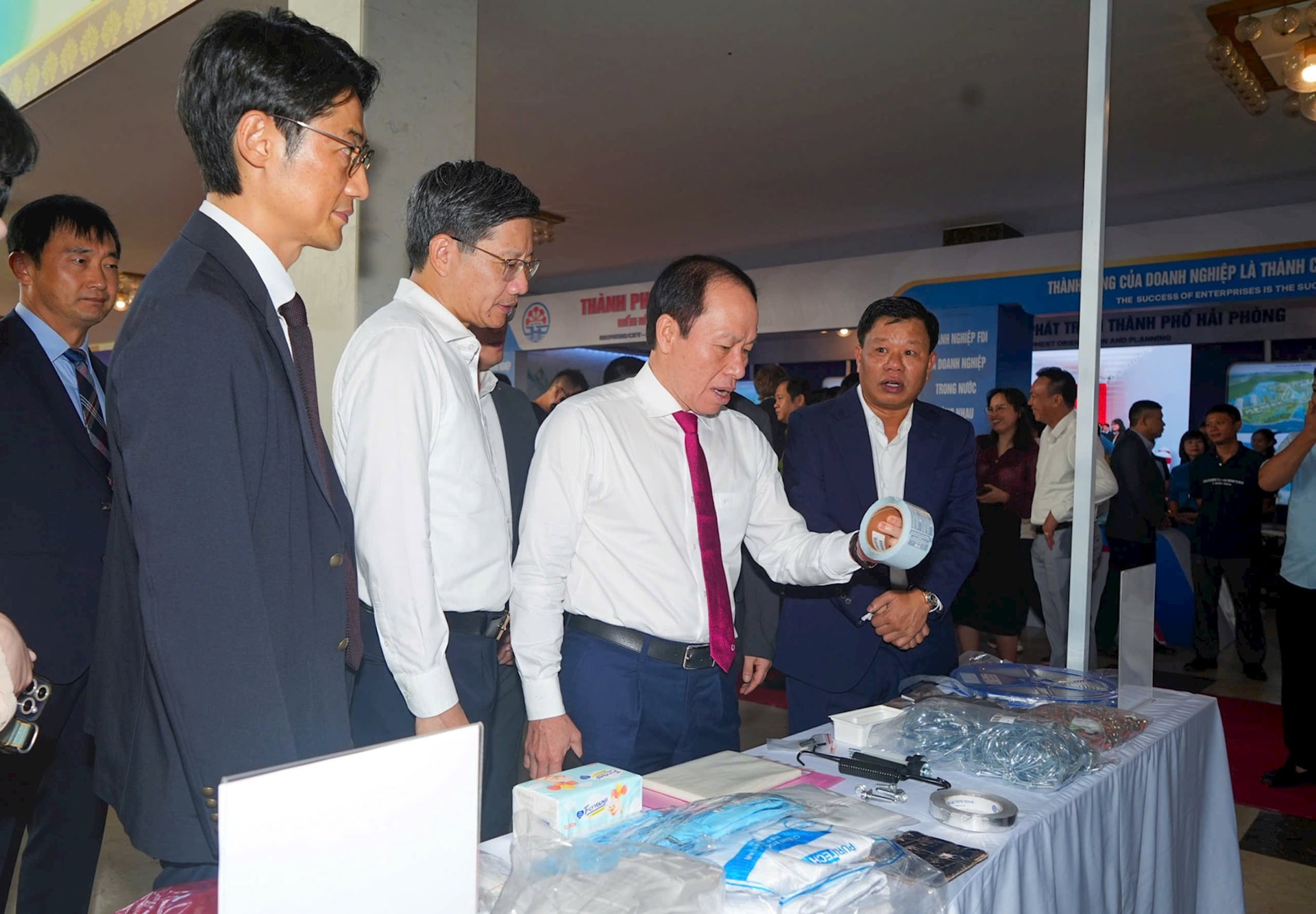 Hỗ trợ thực chất cho c&aacute;c doanh nghiệp FDI- Ảnh 3.
