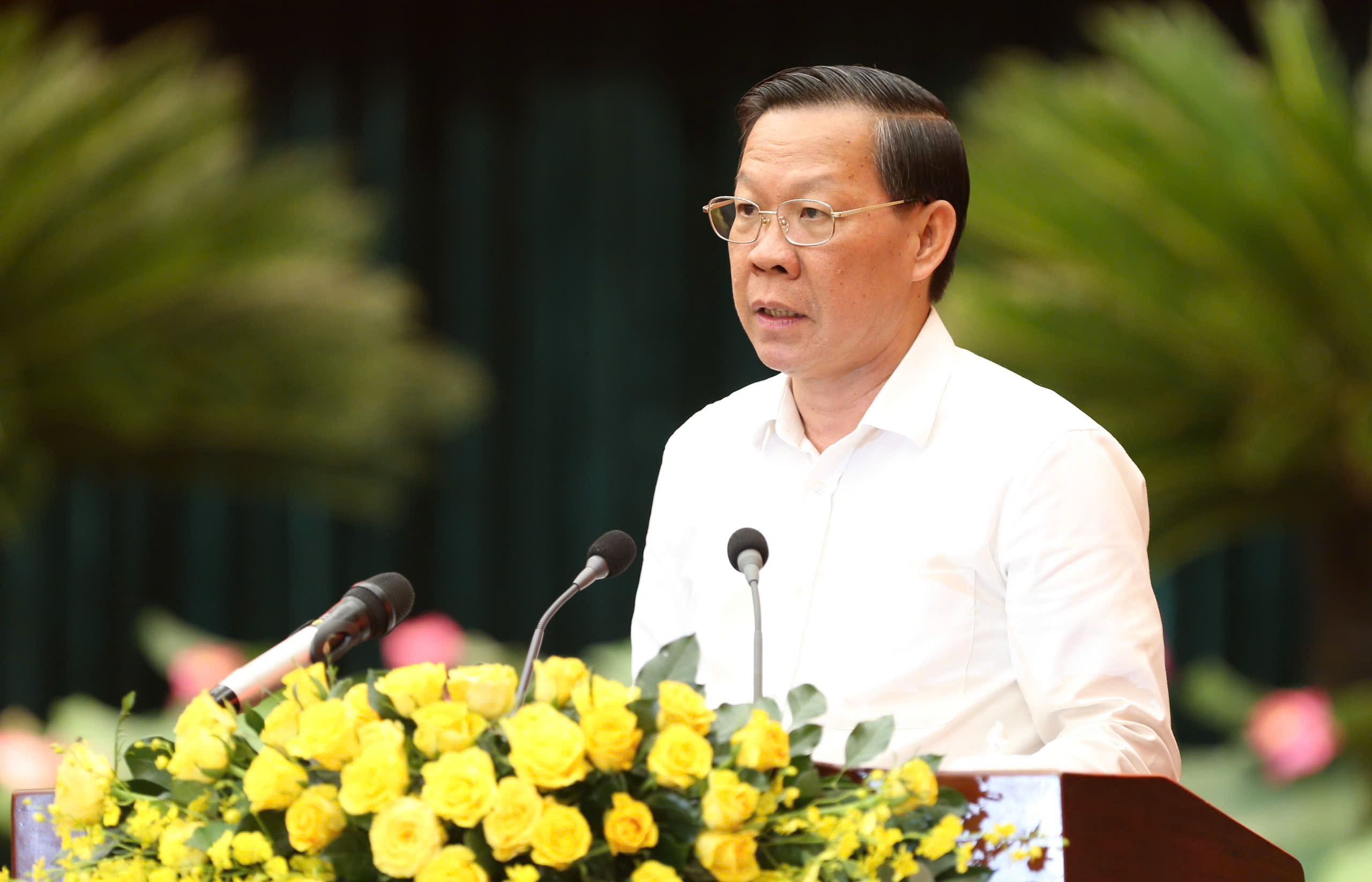 Chủ tịch Quốc hội: Nghi&ecirc;n cứu kỹ c&aacute;c kiến nghị 
để th&aacute;o gỡ kh&oacute; khăn, vướng mắc cho TP HCM- Ảnh 2.