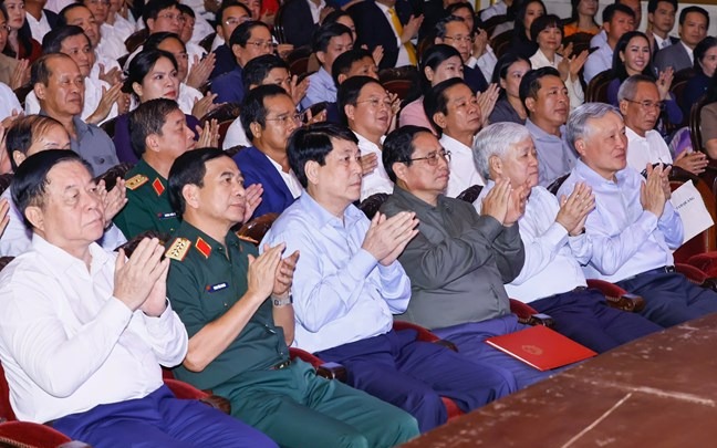 Thủ tướng phát động chương trình hỗ trợ