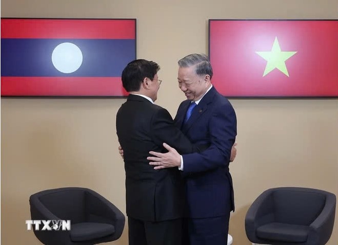 Tổng B&iacute; thư, Chủ tịch nước T&ocirc; L&acirc;m gặp Tổng B&iacute; thư, Chủ tịch nước L&agrave;o- Ảnh 1.