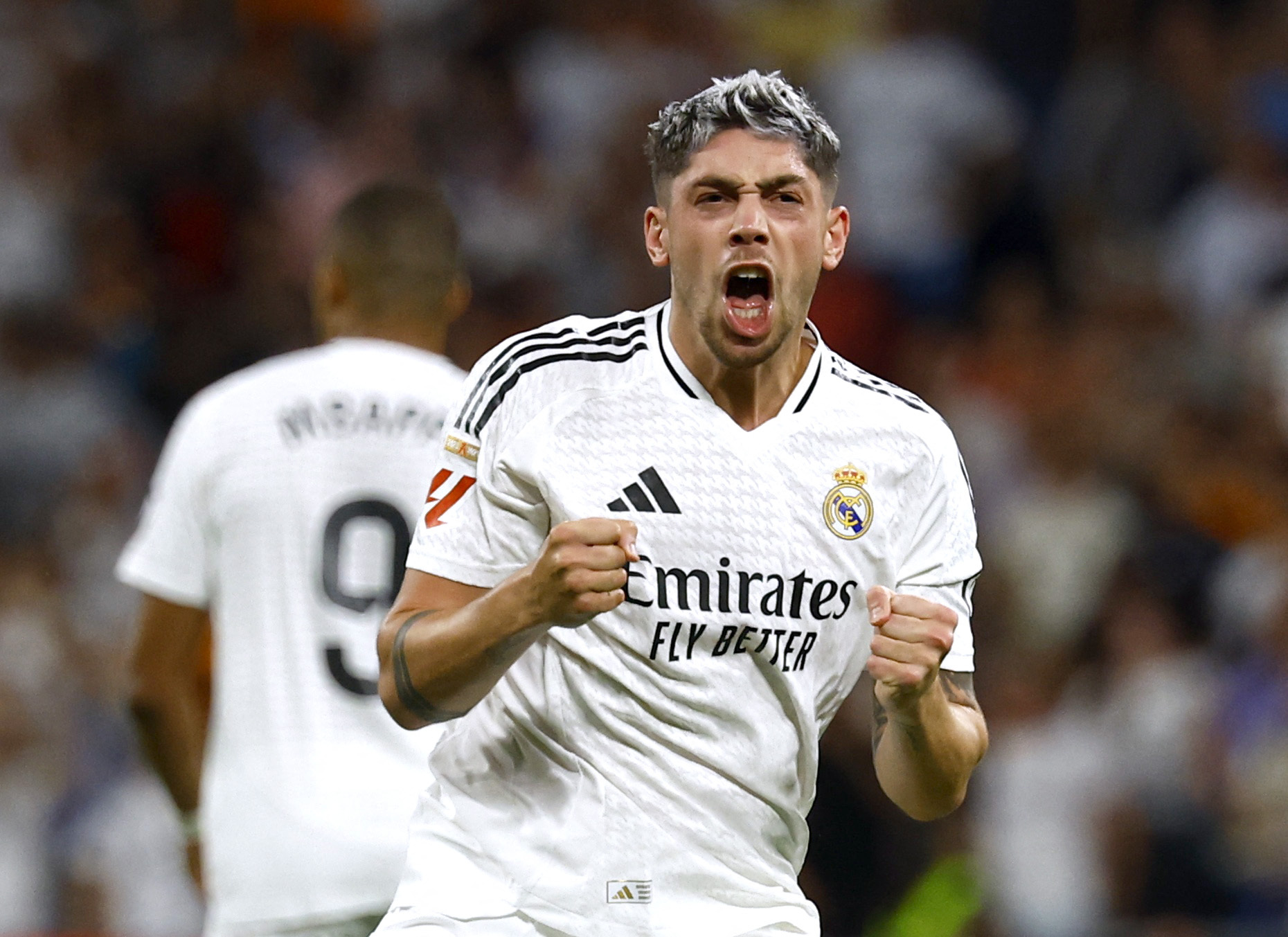 Real Madrid "bắn hạ" Villarreal hai b&agrave;n, mất hai trụ cột- Ảnh 3.