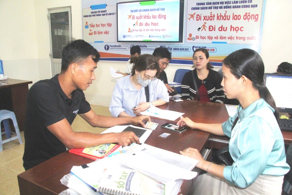 Hậu Giang: Giải quyết việc làm và tạo việc làm mới cho 2.576 lao động- Ảnh 1.