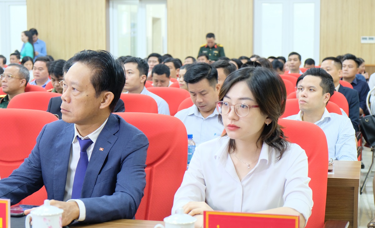 Thanh Hóa hướng tới chuyển đổi số, chuyển đổi xanh bền vững- Ảnh 3.