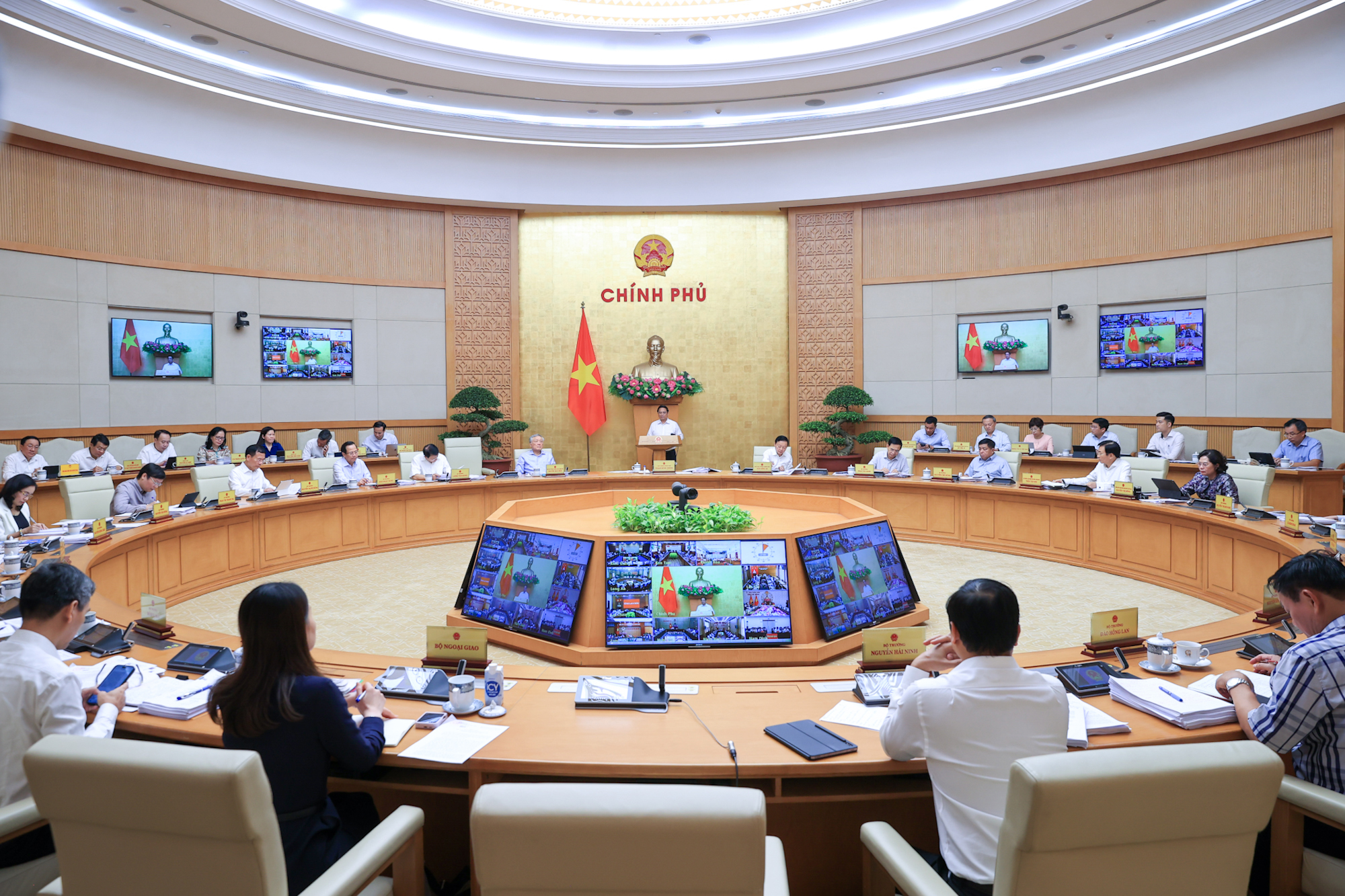 Phấn đấu tăng trưởng tr&ecirc;n 7%- Ảnh 1.