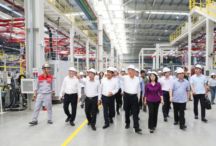 Quảng Ninh phấn đấu x&oacute;a bỏ ho&agrave;n to&agrave;n nh&agrave; tạm, nh&agrave; dột n&aacute;t trong năm 2025 - Ảnh 1.