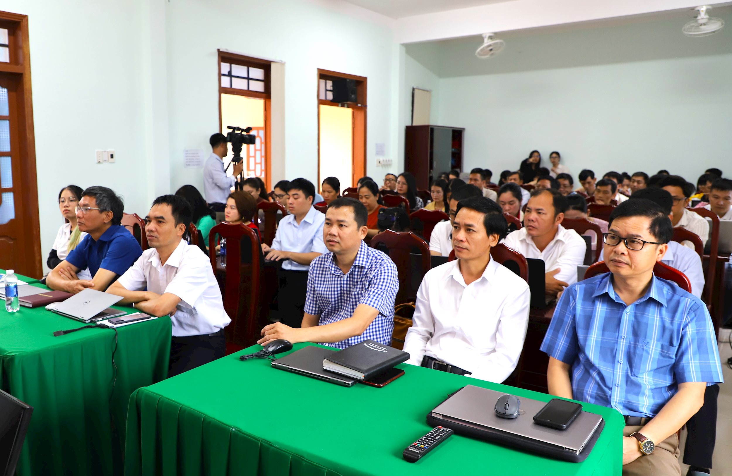 Đắk N&ocirc;ng: Ứng dụng AI trong sản xuất b&aacute;o ch&iacute; số- Ảnh 1.