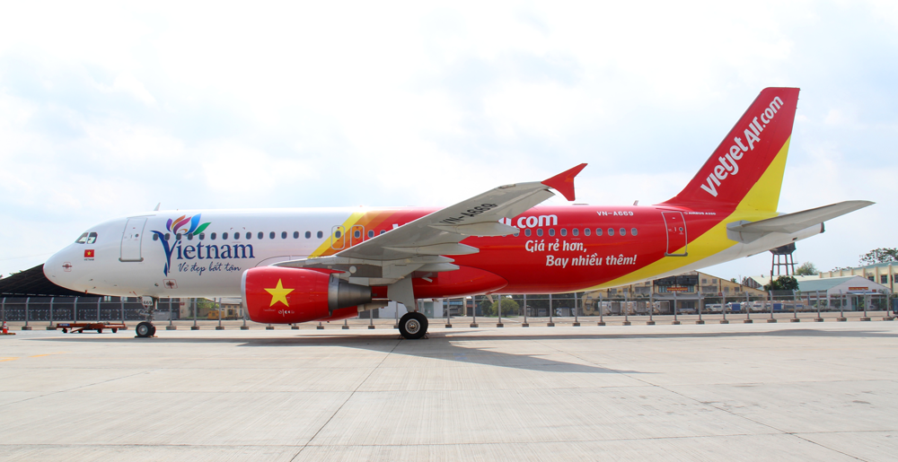 Chứng kho&aacute;n trước giờ giao dịch 8-10: LPBank của &ocirc;ng Nguyễn Đức Thụy thay đổi nhiều vị tr&iacute; l&atilde;nh đạo- Ảnh 1.