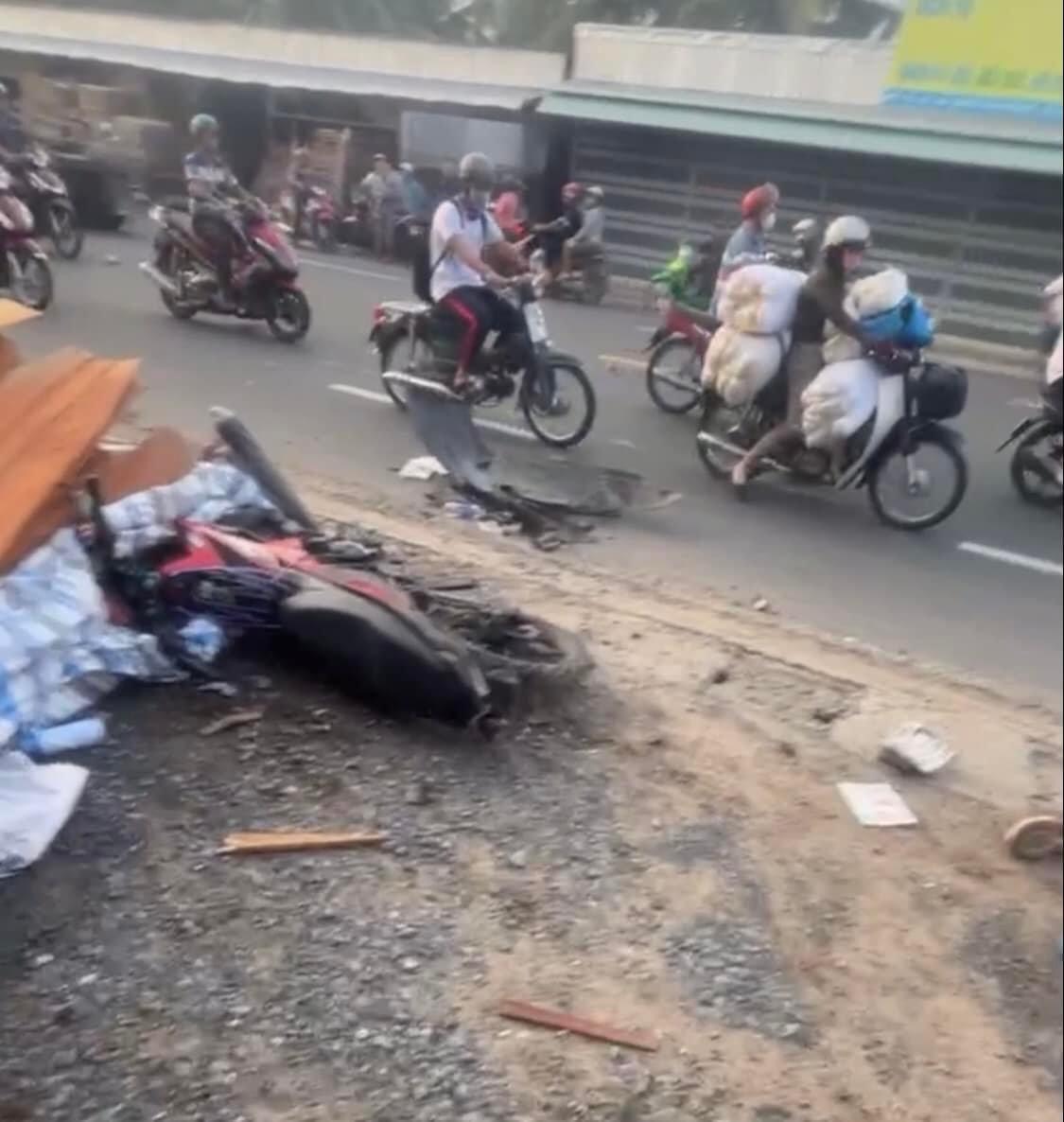 CLIP: C&aacute;n bộ ng&acirc;n h&agrave;ng l&aacute;i &ocirc; t&ocirc; t&ocirc;ng chết người rồi bỏ chạy- Ảnh 1.