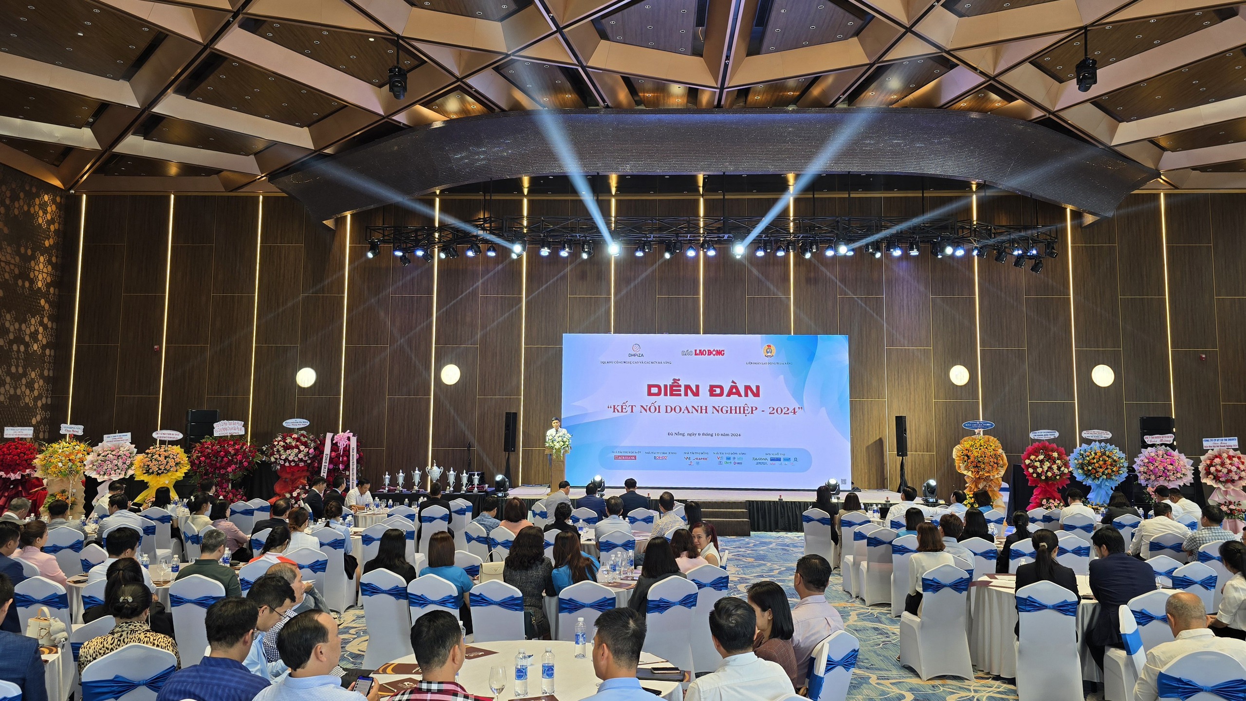 Mời gọi hơn 350 doanh nh&acirc;n về Khu thương mại tự do Đ&agrave; Nẵng- Ảnh 1.