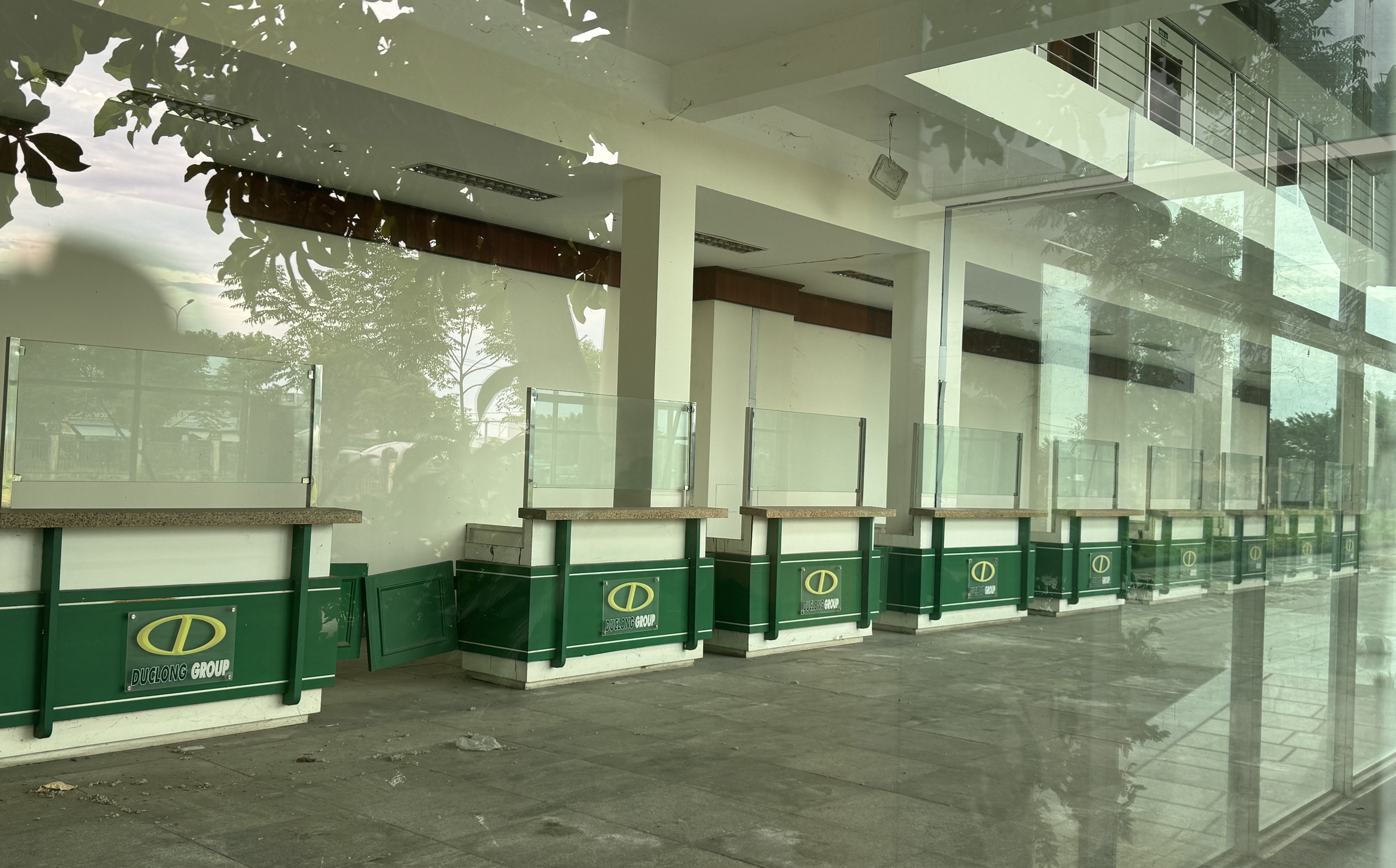 Bến xe trăm tỉ ở Đà Nẵng bỏ hoang hơn chục năm- Ảnh 4.