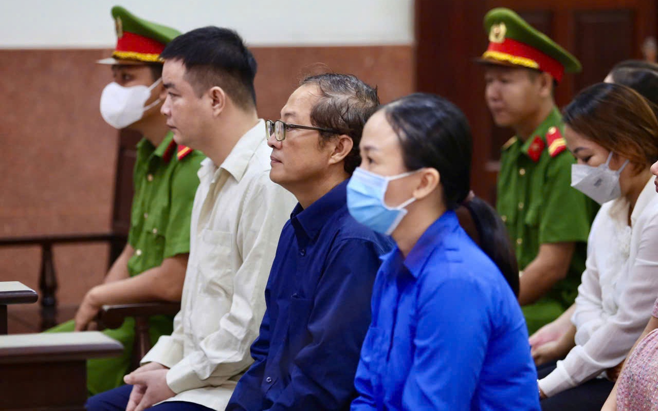 Hai cựu lãnh đạo Bệnh viện TP Thủ Đức được giảm nhiều năm tù
