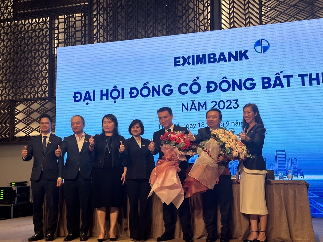 Một ng&acirc;n h&agrave;ng l&acirc;u đời ở TP HCM bất ngờ xin chuyển trụ sở - Ảnh 1.