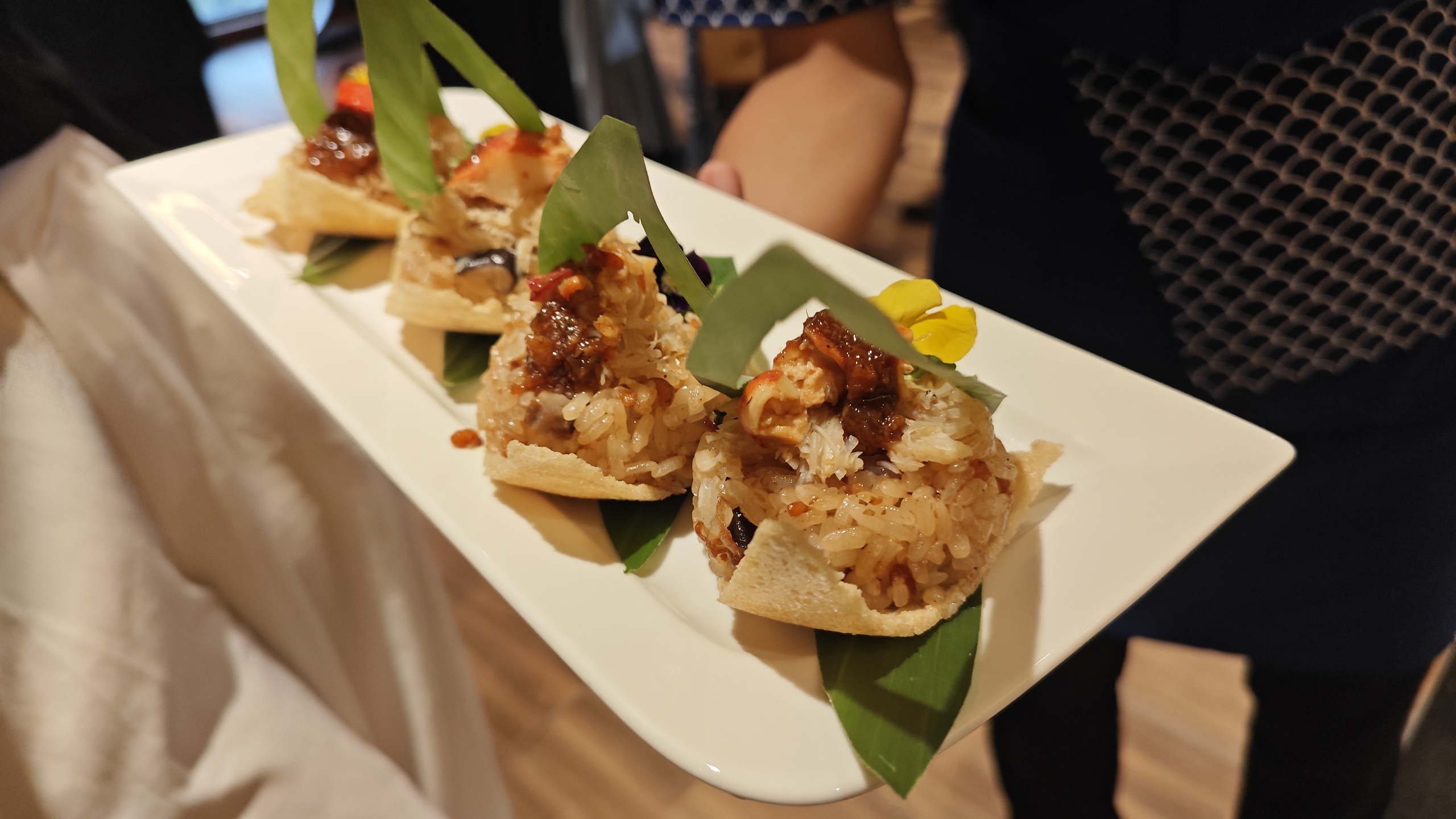 Cua n&acirc;u khổng lồ v&agrave;o m&oacute;n x&ocirc;i, chả gi&ograve; Việt- Ảnh 3.