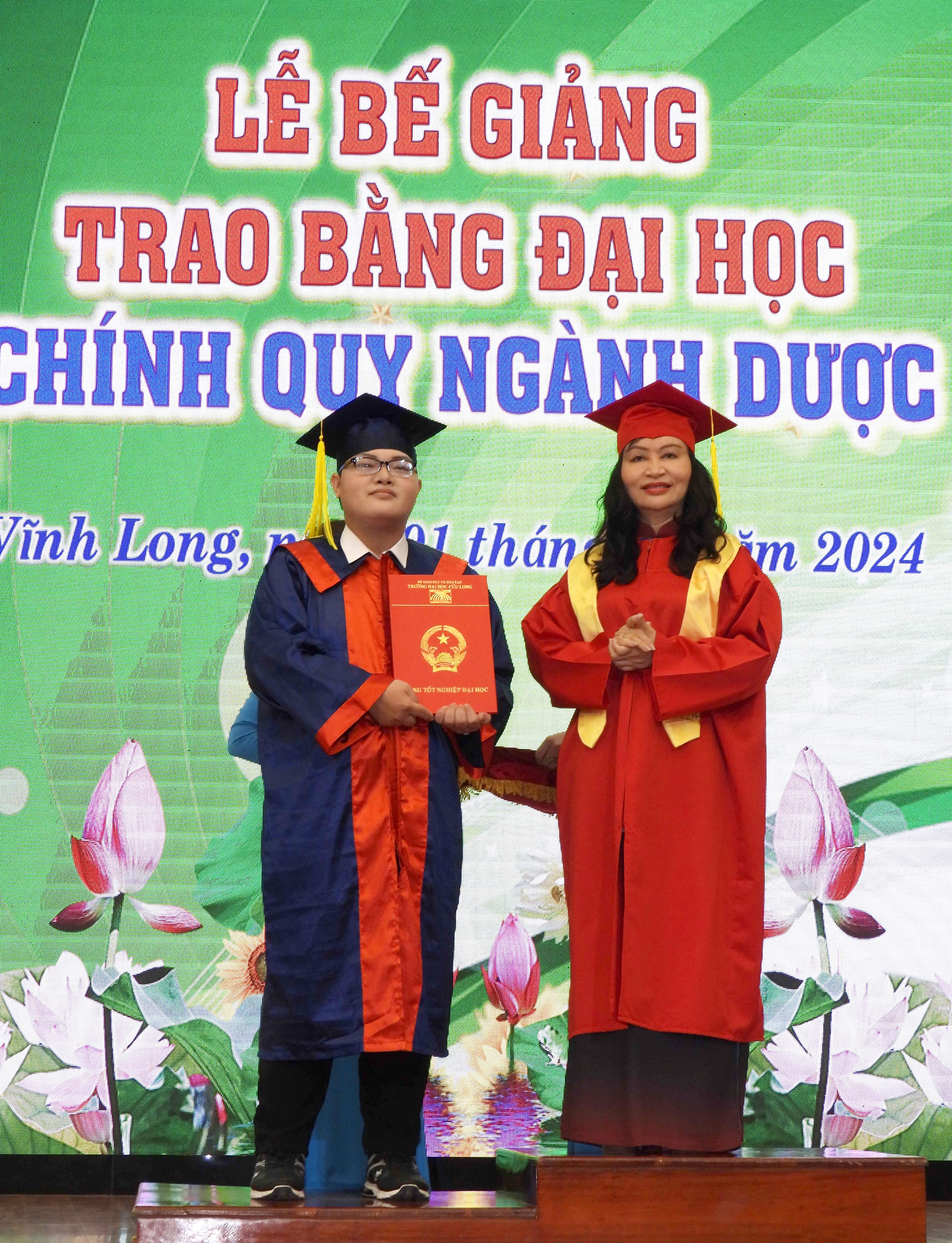 T&acirc;n dược sĩ đến từ L&agrave;o x&uacute;c động n&oacute;i về Trường ĐH Cửu Long- Ảnh 3.