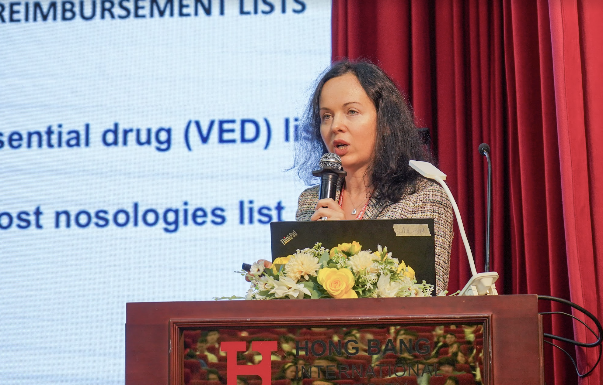 Hơn 300 nh&agrave; khoa học b&agrave;n về c&ocirc;ng nghệ y tế- Ảnh 2.