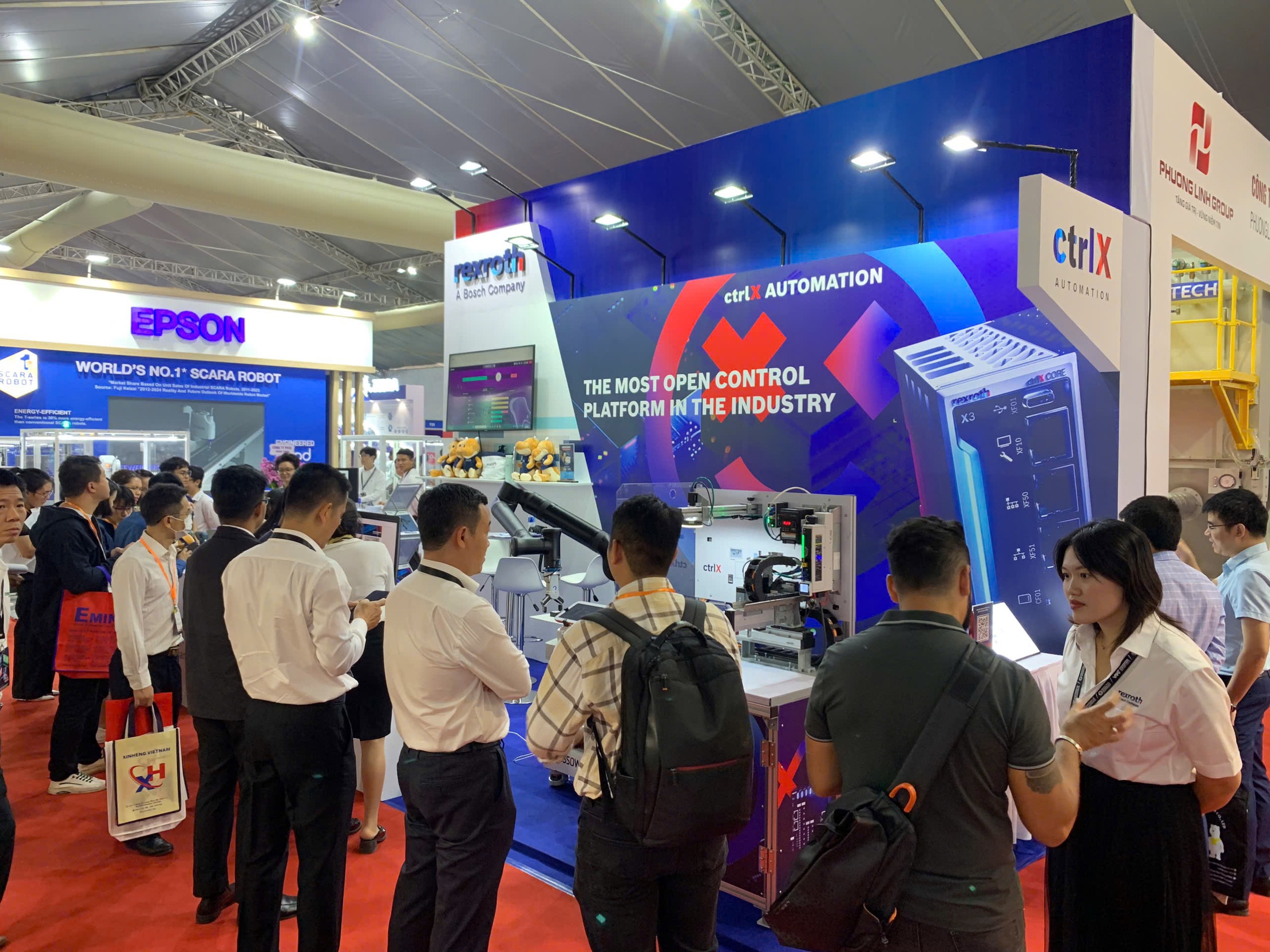 Bosch Rexroth thúc đẩy chuyển đổi số và sản xuất thông minh tại Việt Nam- Ảnh 1. Bosch Rexroth thúc đẩy chuyển đổi số và sản xuất thông minh tại Việt Nam- Ảnh 1.