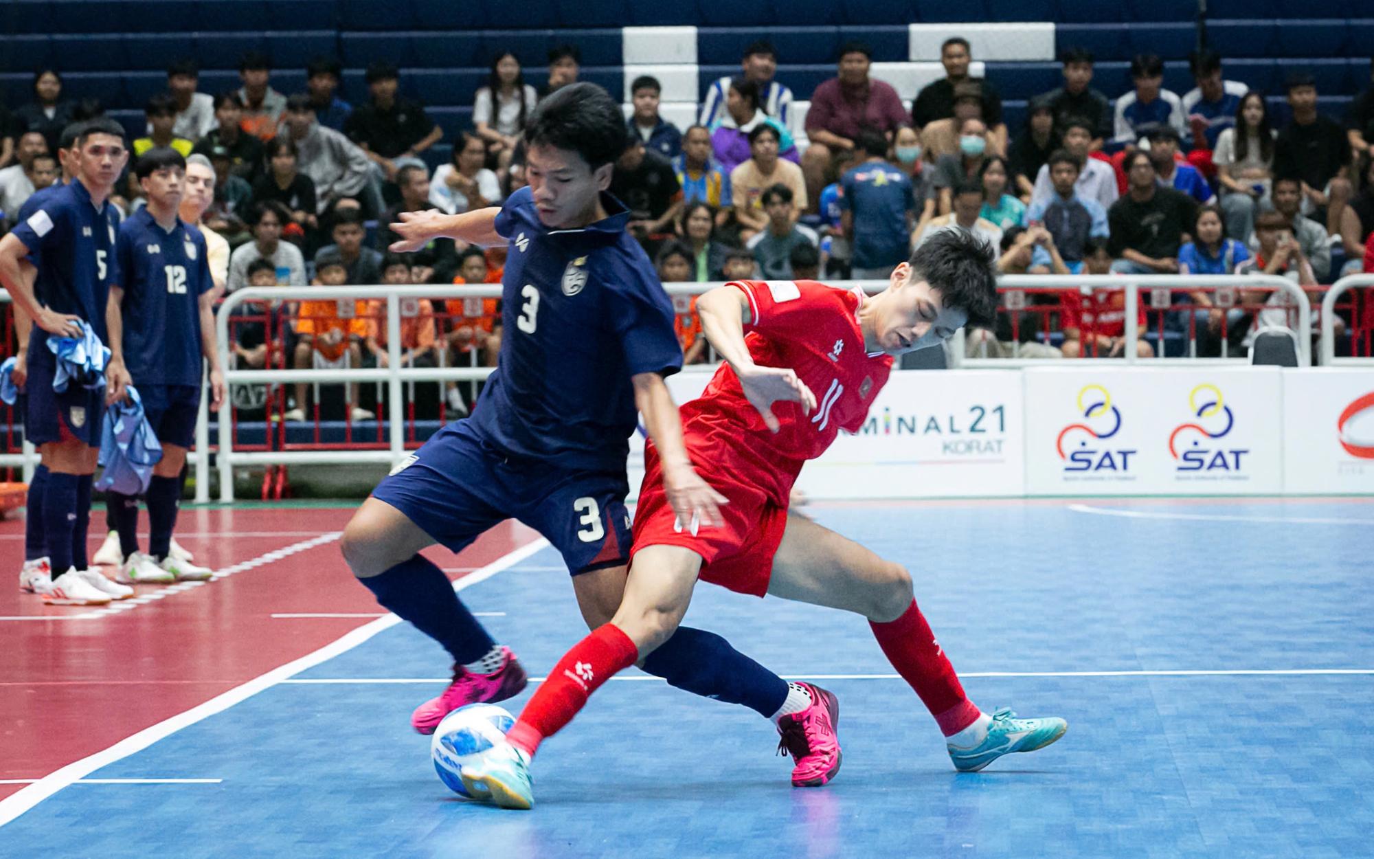 Futsal Việt Nam cần nh&acirc;n tố mới