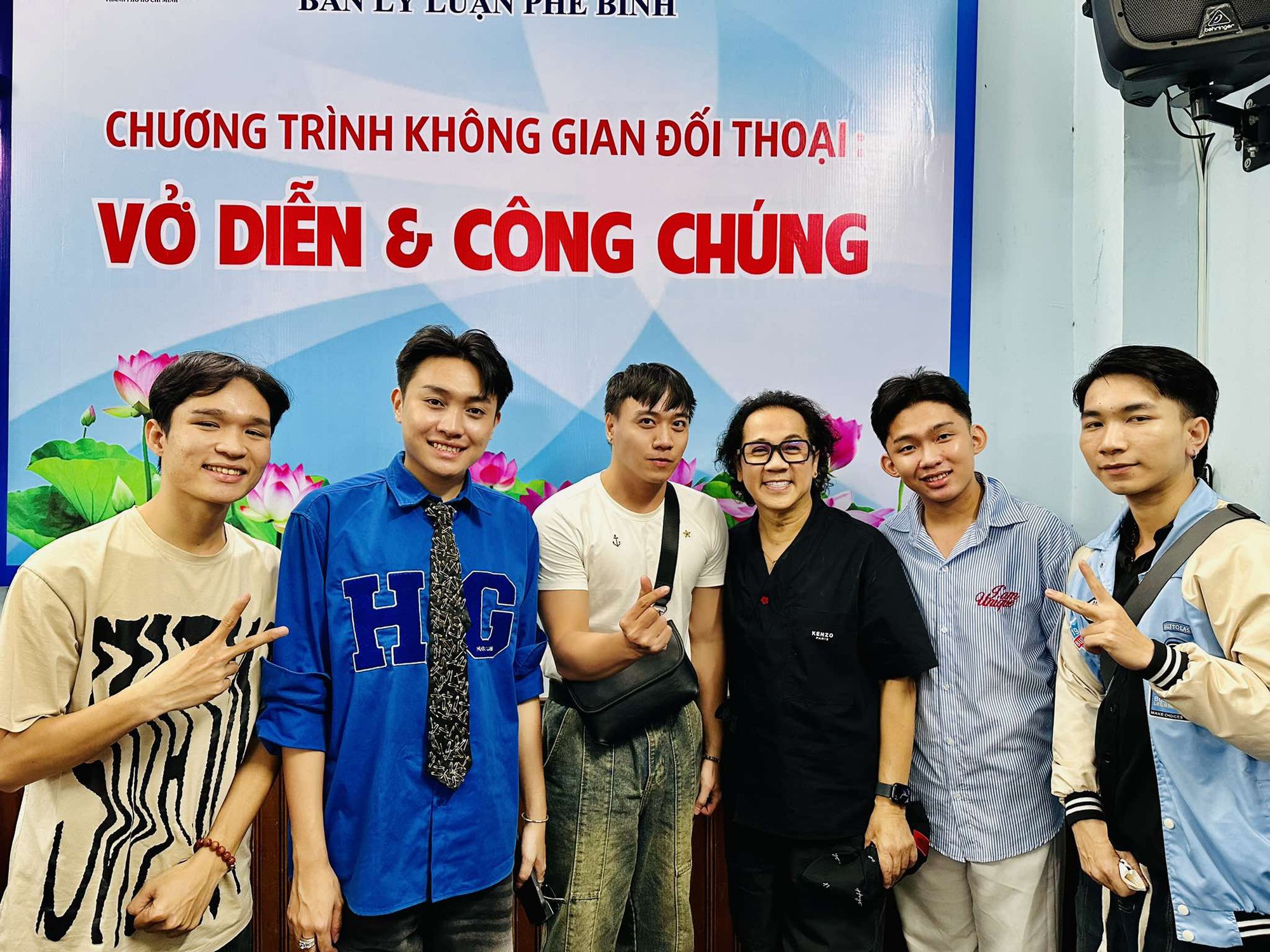 Th&agrave;nh Lộc, &Aacute;i Như, Th&agrave;nh Hội n&oacute;i g&igrave; trước thềm Li&ecirc;n hoan s&acirc;n khấu TP HCM?- Ảnh 1.