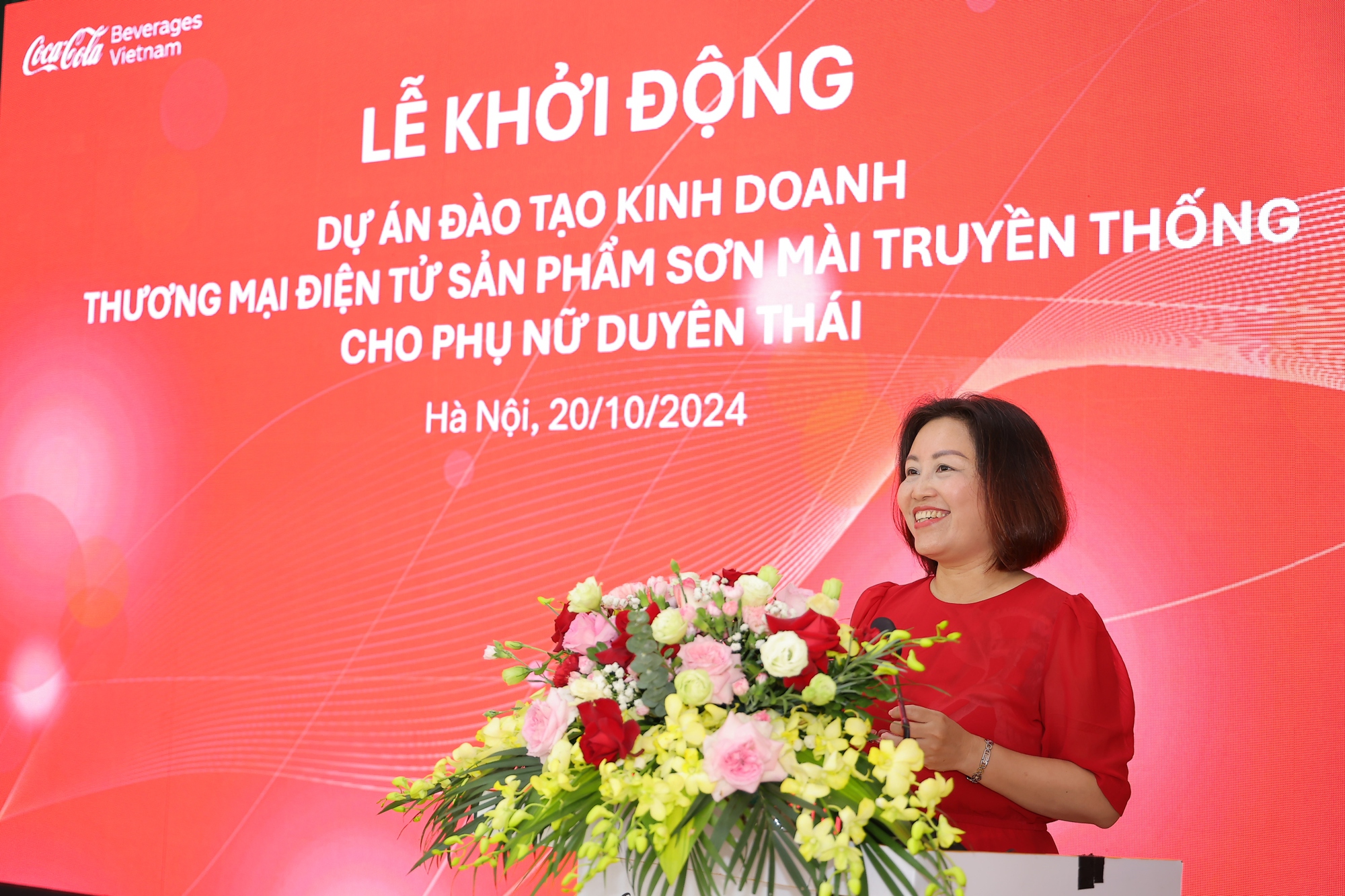 C&ocirc;ng ty Coca-Cola Việt Nam hỗ trợ phụ nữ Duy&ecirc;n Th&aacute;i b&aacute;n h&agrave;ng tr&ecirc;n thương mại điện tử - Ảnh 1.