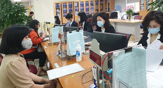 H&agrave; Nội dự kiến chi gần 10.000 tỉ đồng/năm tăng thu nhập cho c&aacute;n bộ- Ảnh 1.
