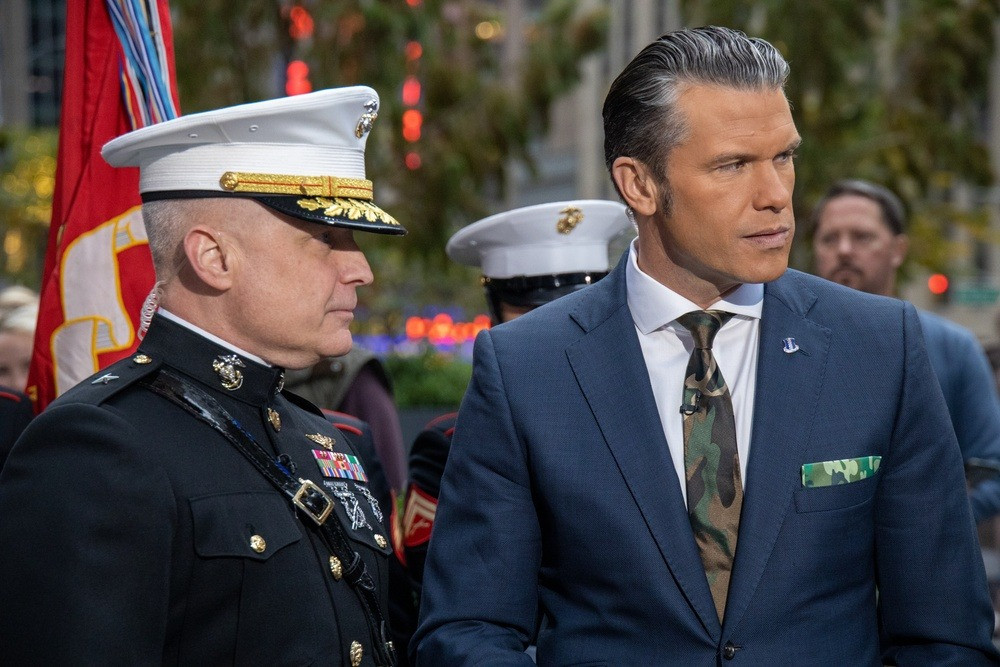 Nước Mỹ sững sờ trước quyết định chọn bộ trưởng quốc ph&ograve;ng của &ocirc;ng Trump- Ảnh 1.