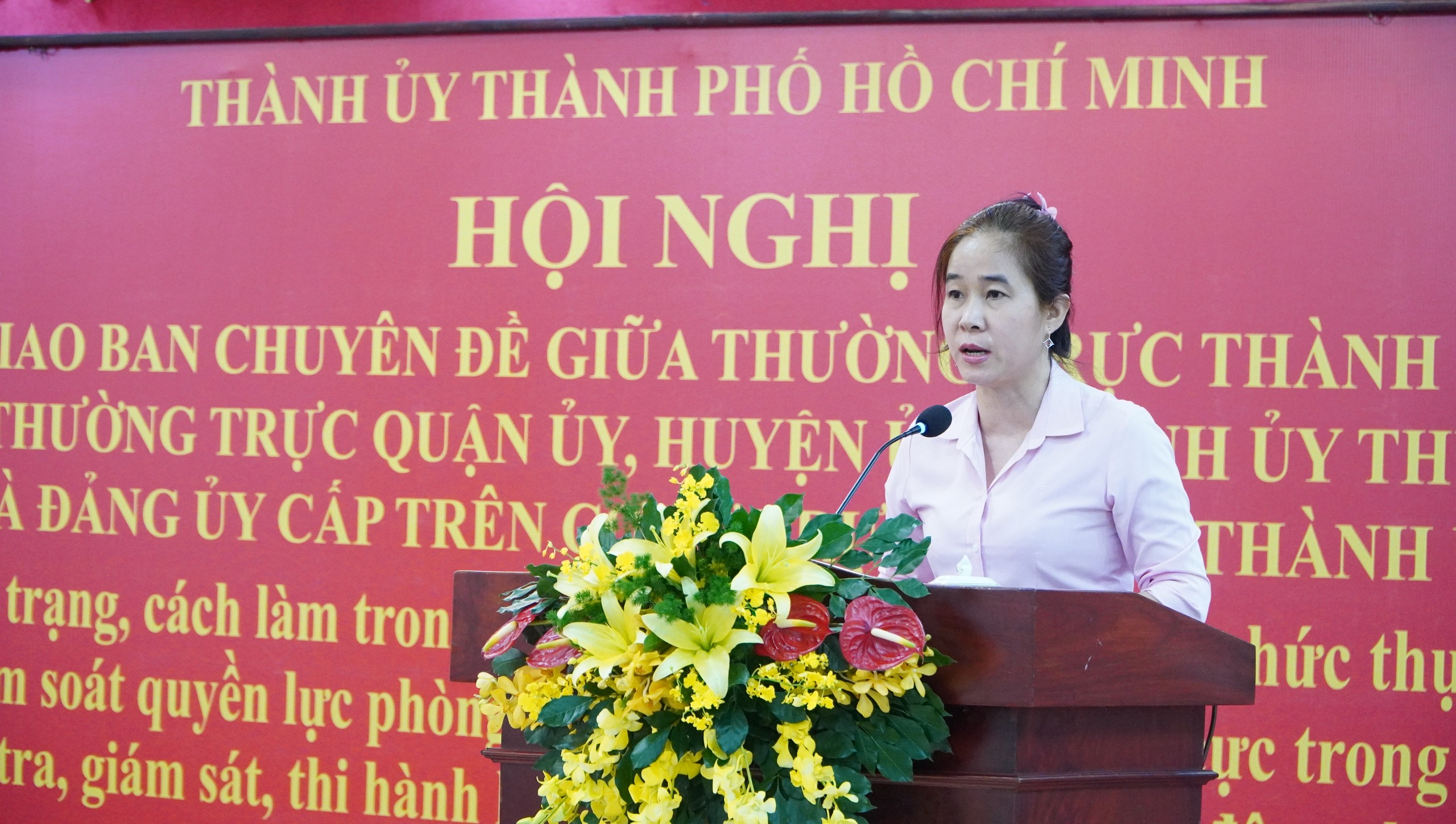 Th&agrave;nh vi&ecirc;n đo&agrave;n Thanh tra quận 1 nhận những "lời lẽ hăm dọa b&oacute;ng gi&oacute;"- Ảnh 5.