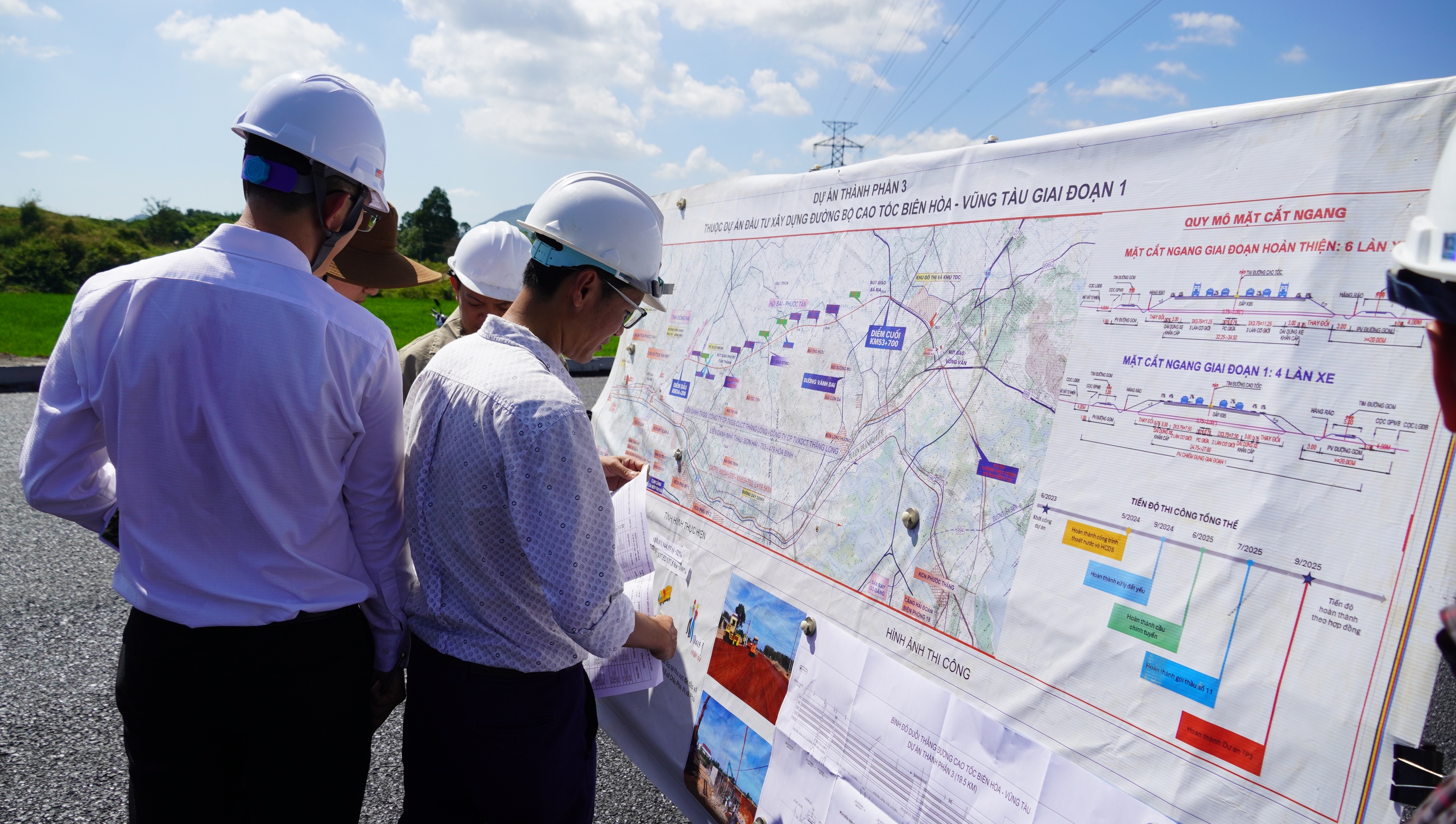 Cận cảnh thảm nhựa những km đầu tiên của cao tốc Biên Hòa - Vũng Tàu- Ảnh 7.