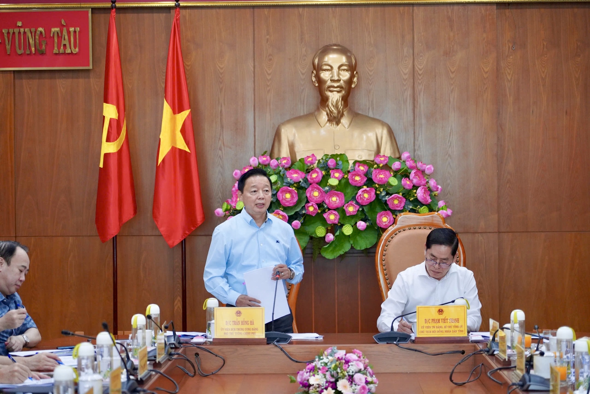 Ph&oacute; Thủ tướng Trần Hồng H&agrave; giải quyết kiến nghị của c&aacute;c doanh nghiệp lớn tại B&agrave; Rịa - Vũng T&agrave;u- Ảnh 3.