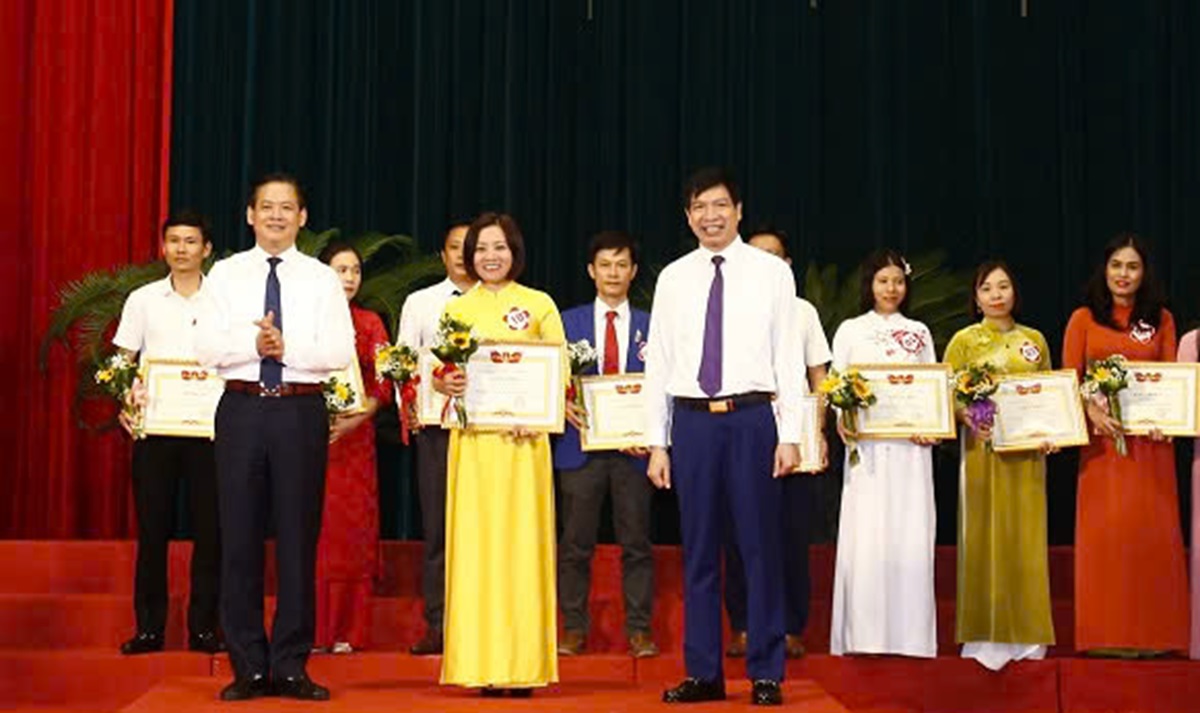 Vinh danh 133 nh&agrave; gi&aacute;o t&acirc;m huyết với sự nghiệp "trồng người"- Ảnh 1.