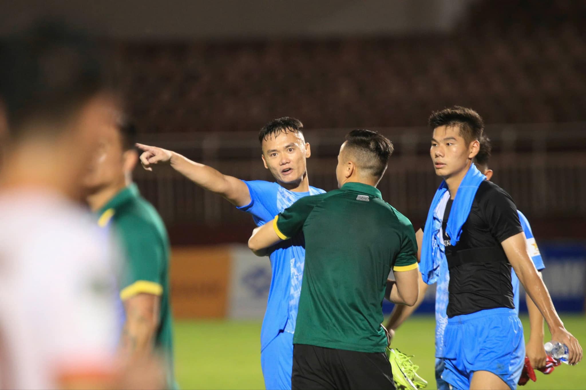 Xô xát của Xuân Nam và Văn Sơn, ban tổ chức đã lường trước nhưng vẫn xảy ra- Ảnh 2.