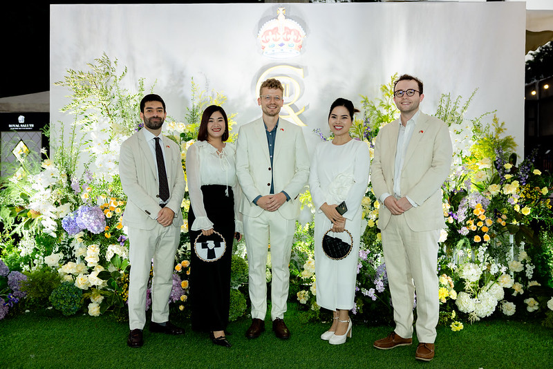 Đại sứ qu&aacute;n Anh lần đầu tổ chức Lễ sinh nhật của Nh&agrave; vua Charles III- Ảnh 4.