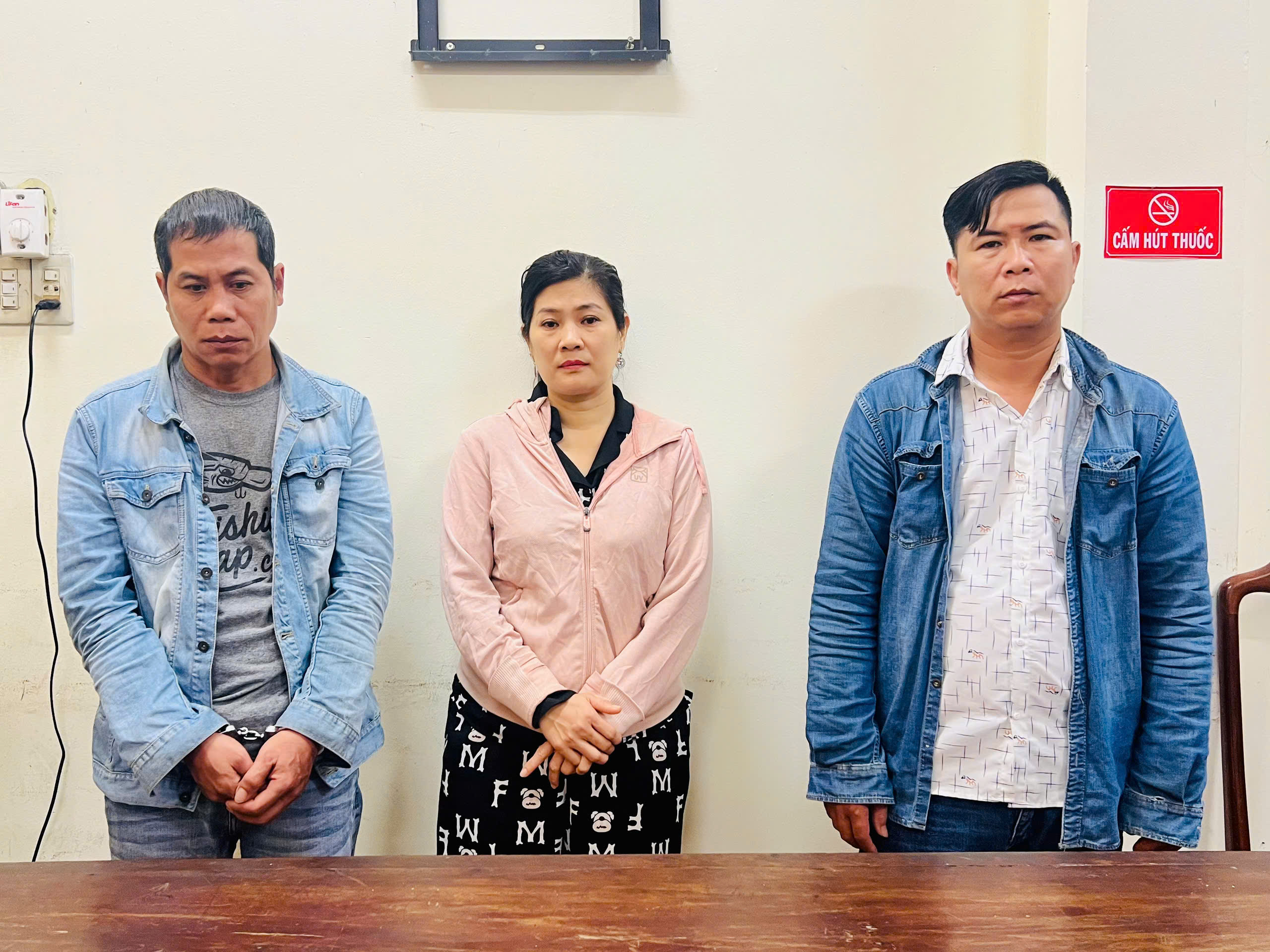 H&eacute; lộ động cơ của nh&oacute;m đối tượng chỉ cầm cố v&agrave;ng chứ kh&ocirc;ng b&aacute;n- Ảnh 1.