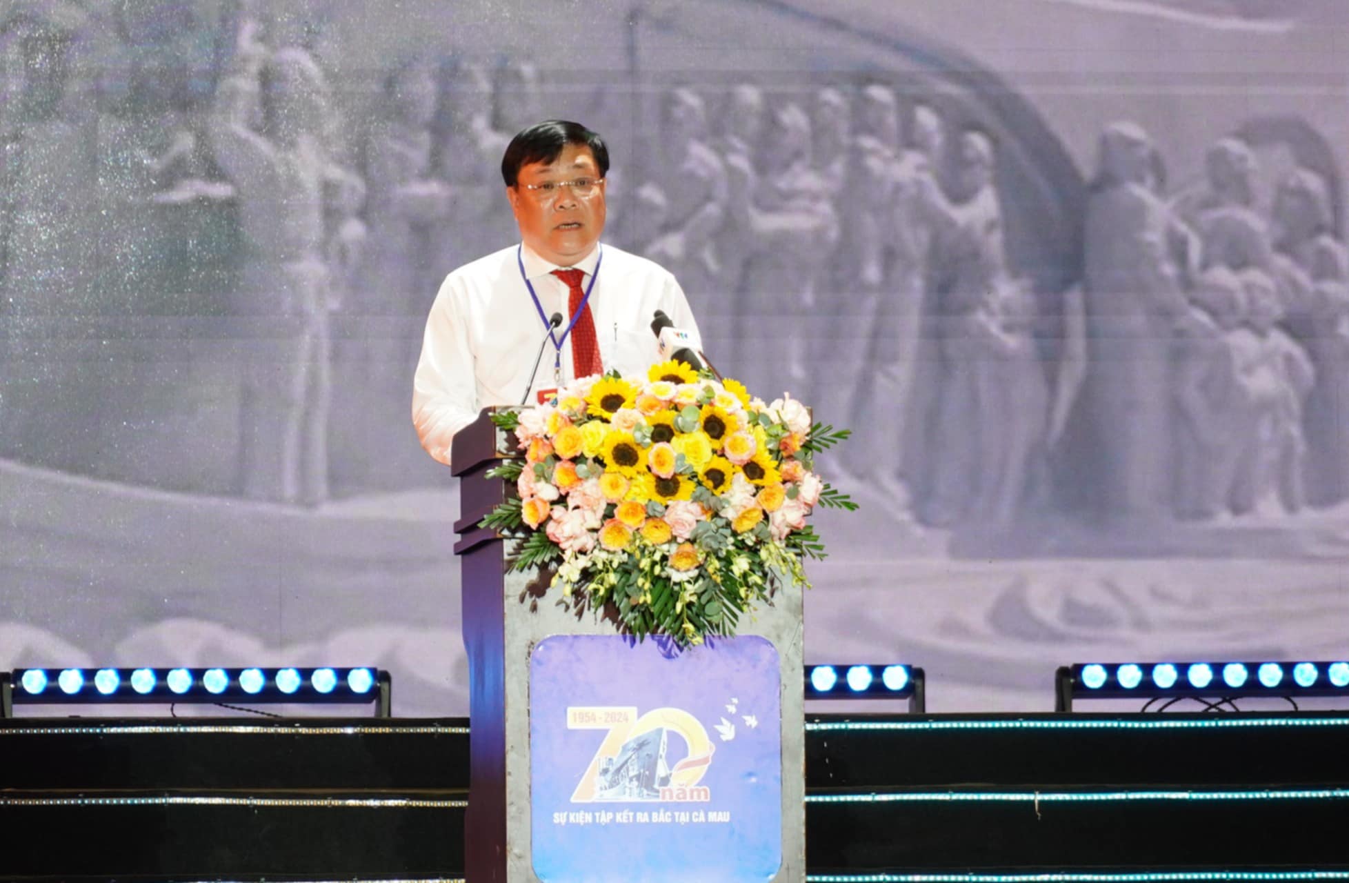 Tượng đ&agrave;i kỷ niệm Chuyến t&agrave;u tập kết ra Bắc năm 1954 được c&ocirc;ng nhận l&agrave; di t&iacute;ch quốc gia- Ảnh 3.