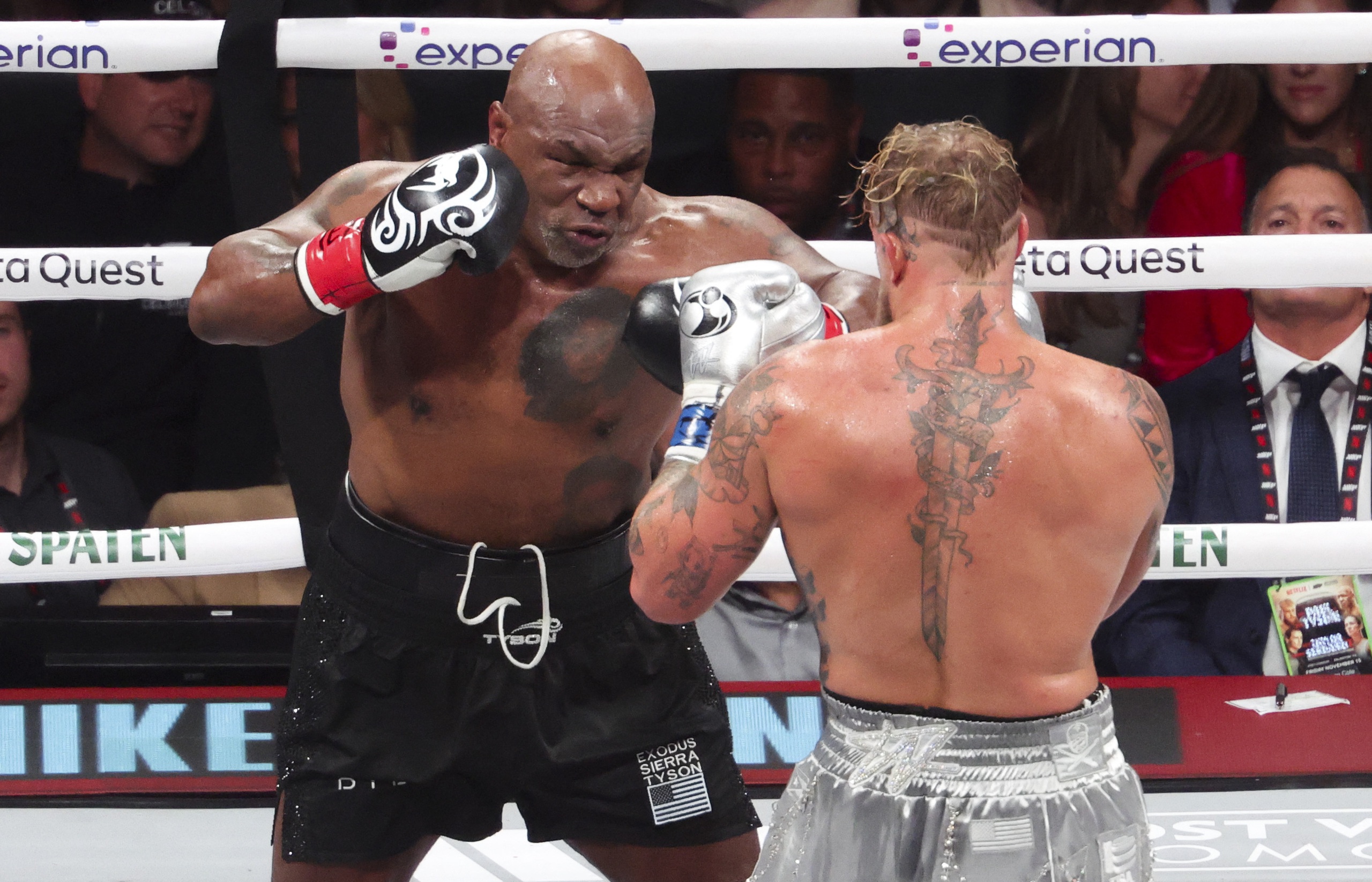 Thế giới quyền Anh sốc với thất bại của "chiến binh thép" Mike Tyson- Ảnh 6.