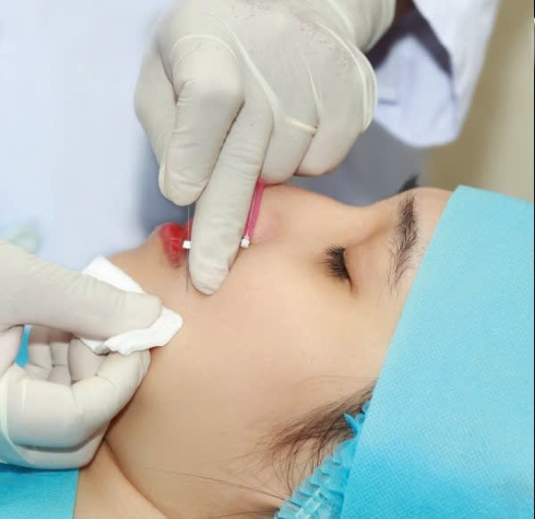 Ph&aacute;t triển y học cổ truyền chuy&ecirc;n s&acirc;u c&ograve;n kh&oacute; khăn- Ảnh 1.