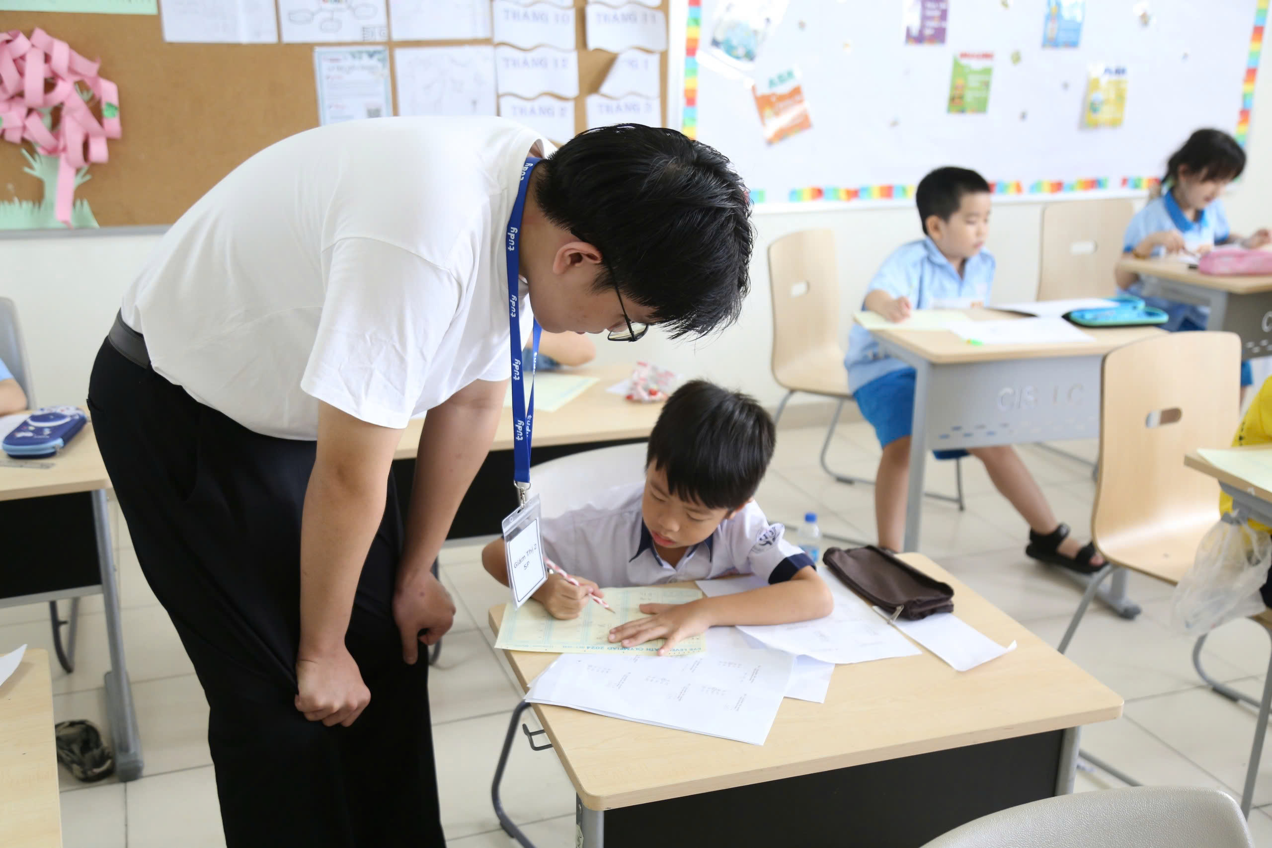 Hơn 4.000 th&iacute; sinh ở TP HCM tranh t&agrave;i giải to&aacute;n quốc tế- Ảnh 1.