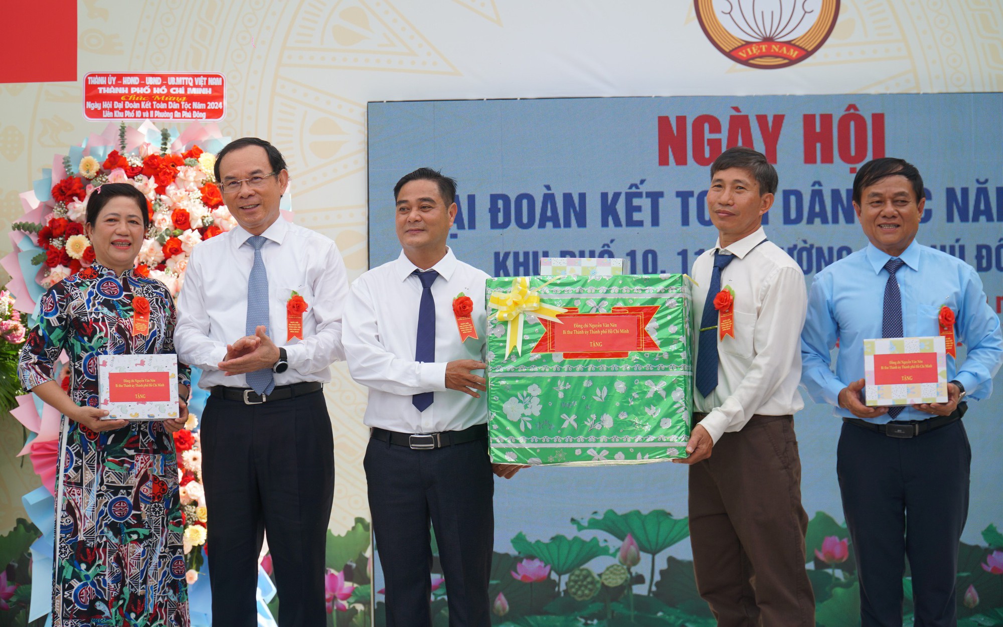 Bí thư Nguyễn Văn Nên ấn tượng trước những việc phường An Phú Đông làm được 
