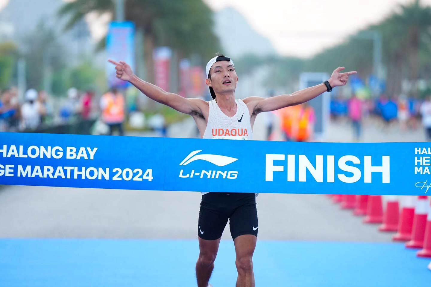 Hồng Lệ, Nguy&ecirc;n Thanh v&ocirc; địch nữ, nam Giải chạy Marathon Quốc Tế Di sản Hạ Long 2024- Ảnh 1.