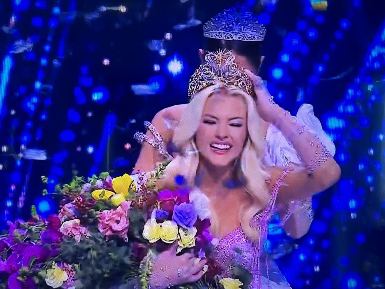 Nhan sắc Đan Mạch đăng quang Miss Universe 2024, Kỳ Duyên chỉ vào top 30
- Ảnh 1.
