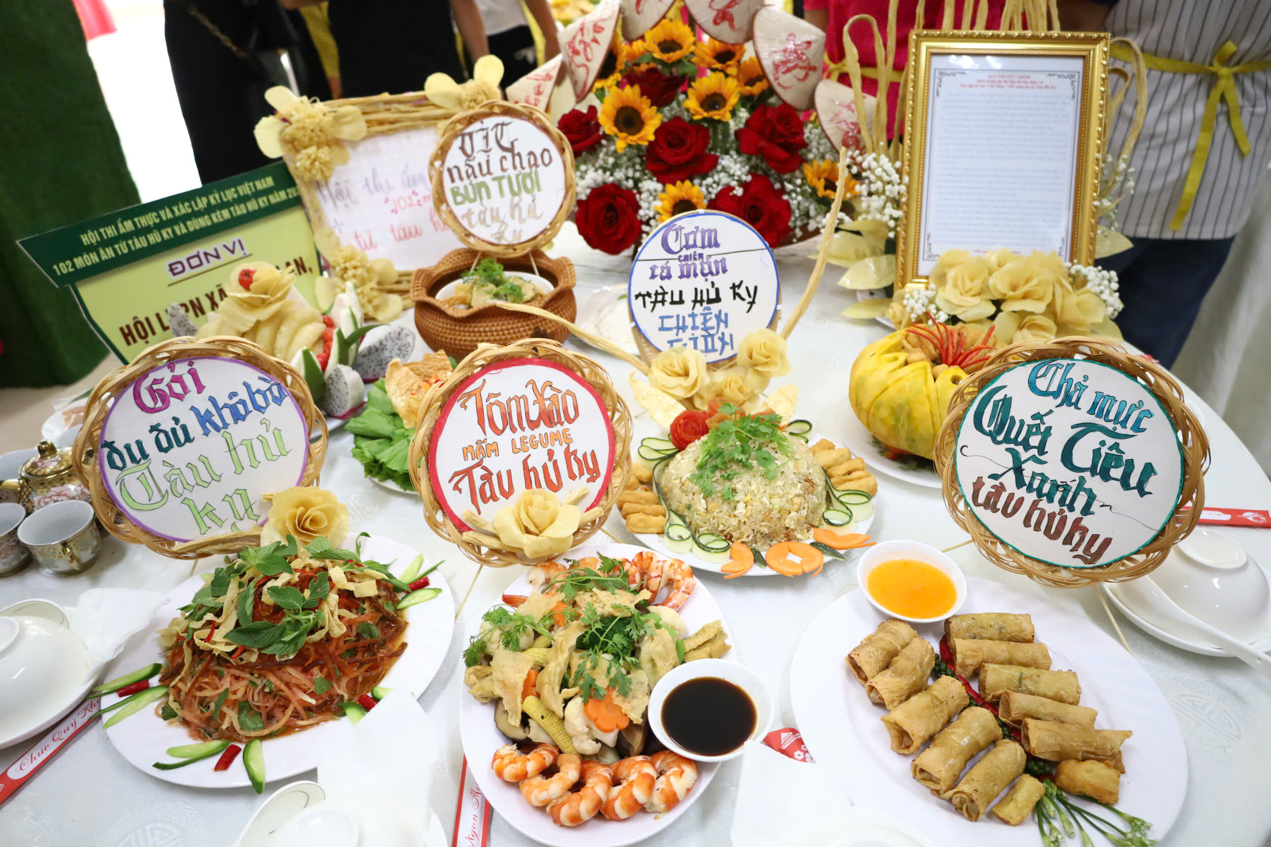 Chuyện kh&oacute; tin nhưng c&oacute; thật về t&agrave;u hũ ky ở Vĩnh Long - Ảnh 5.