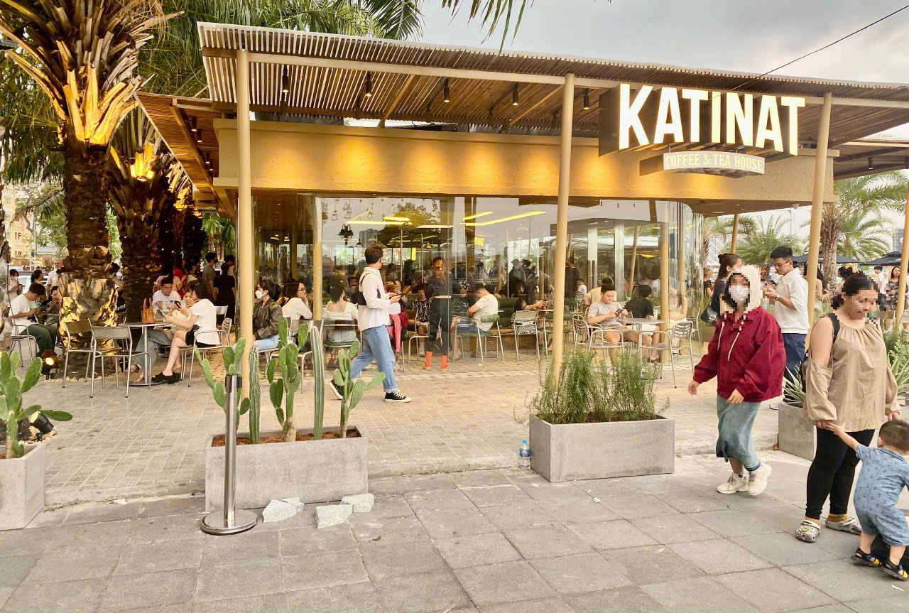KATINAT sa thải nh&acirc;n vi&ecirc;n v&igrave; nội dung đ&ugrave;a cợt tr&ecirc;n tem d&aacute;n thức uống- Ảnh 1.