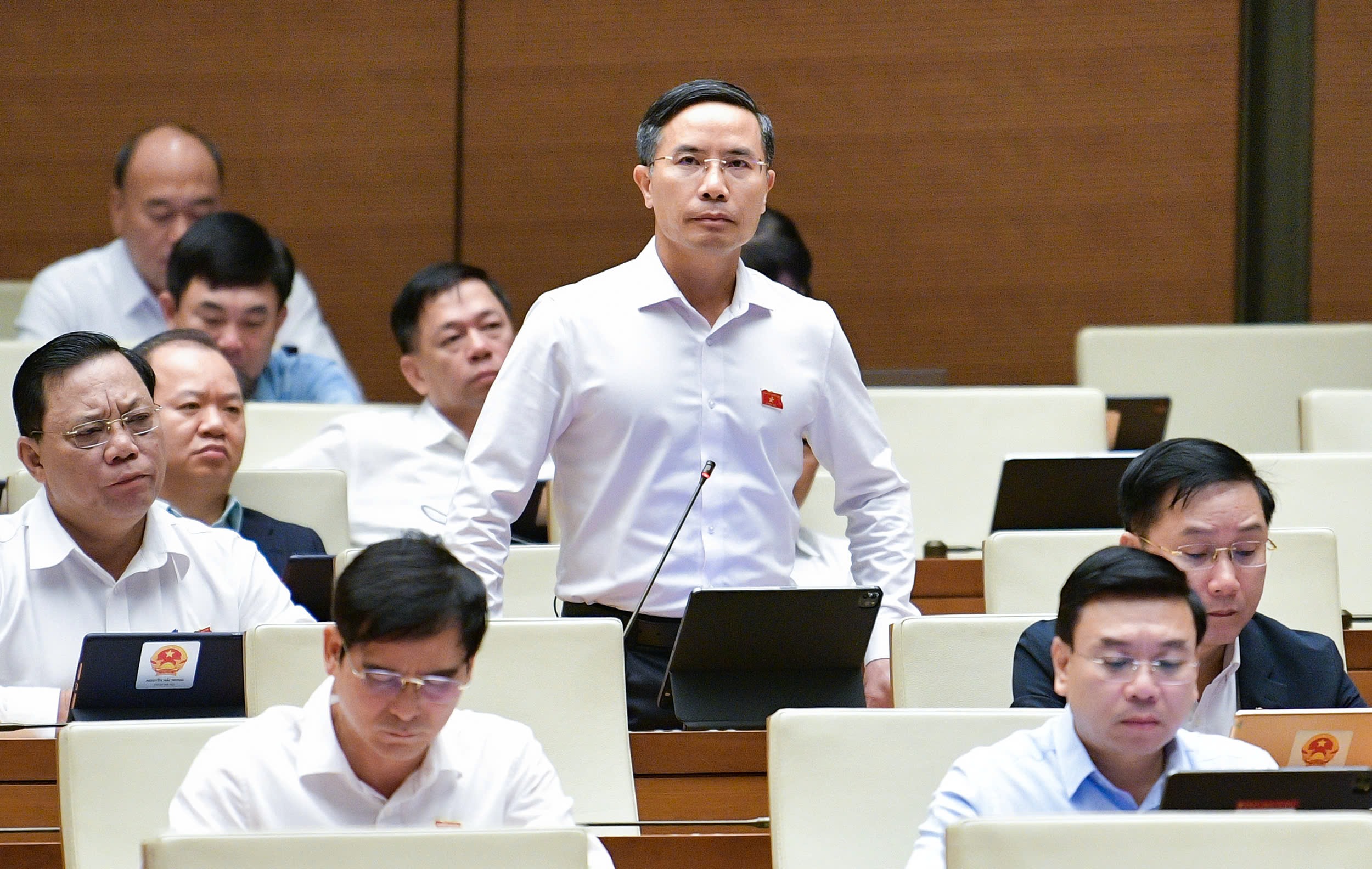 "Cởi tr&oacute;i" nh&agrave; ở thương mại, c&ograve;n nh&agrave; ở x&atilde; hội th&igrave; sao?- Ảnh 1.