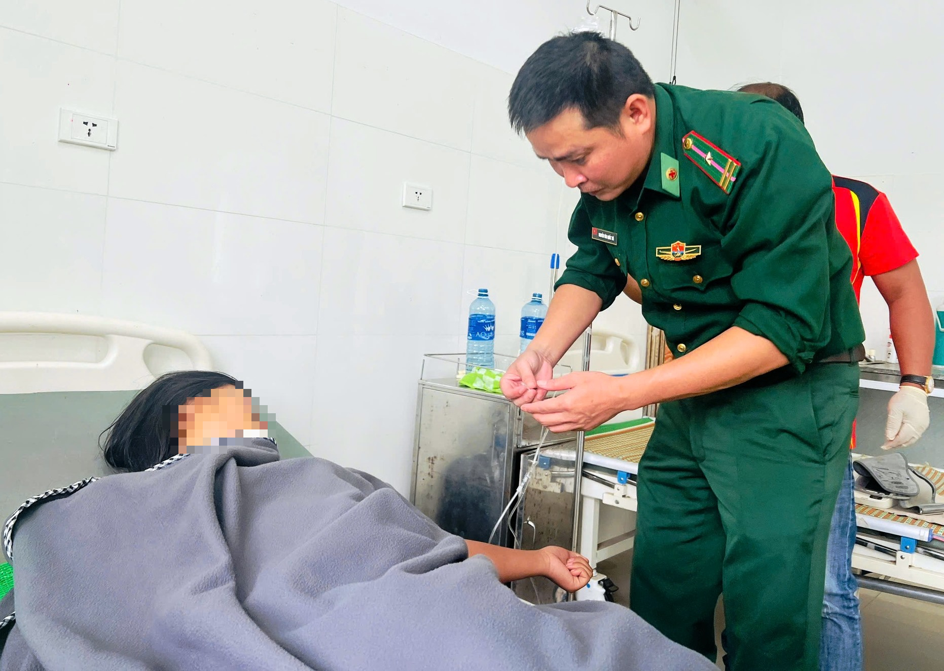 Giận chồng, c&ocirc; g&aacute;i 19 tuổi l&agrave;m điều dại dột- Ảnh 1.