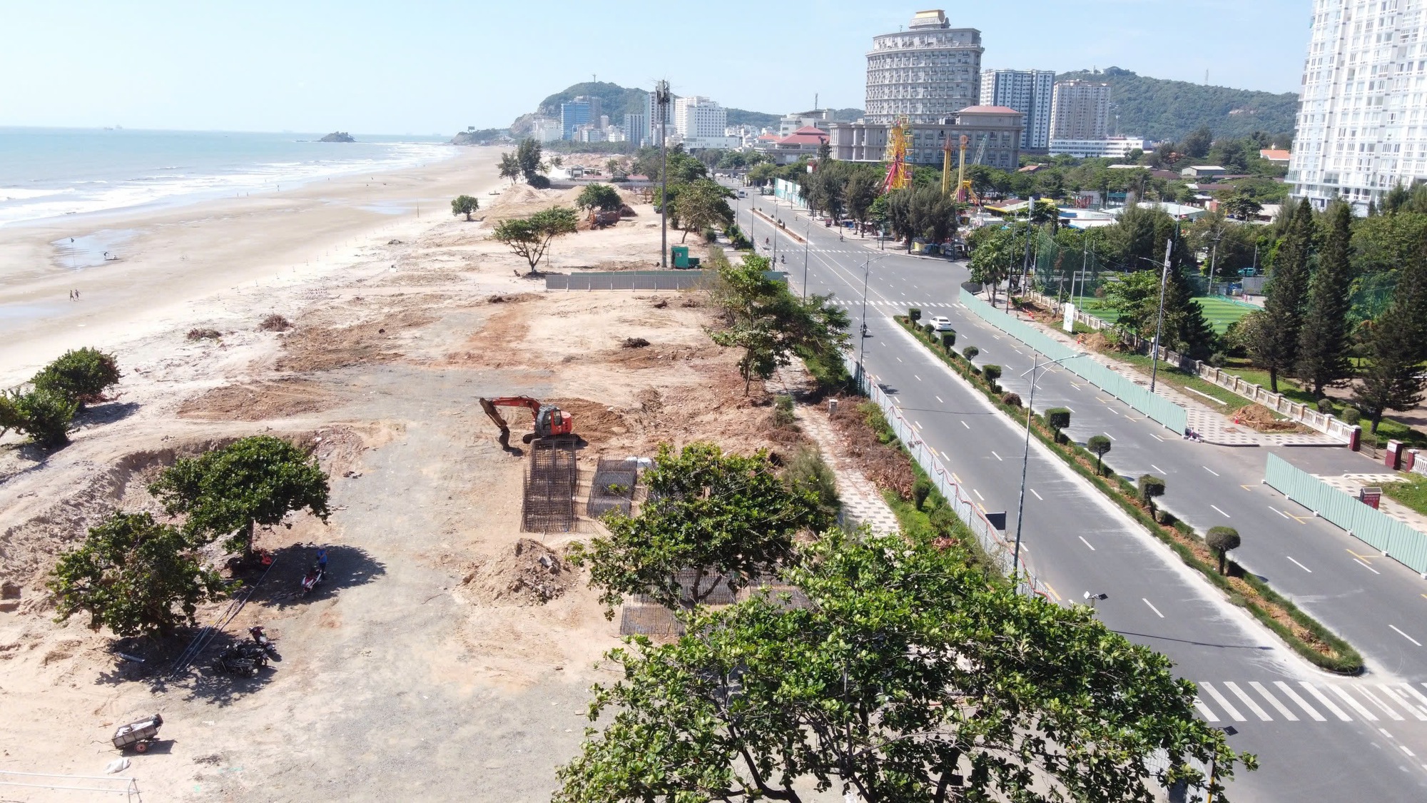 Hiện trạng B&atilde;i Sau Vũng T&agrave;u sau gần 1 th&aacute;ng &ldquo;bắt tay v&agrave;o l&agrave;m mới&rdquo;- Ảnh 2.