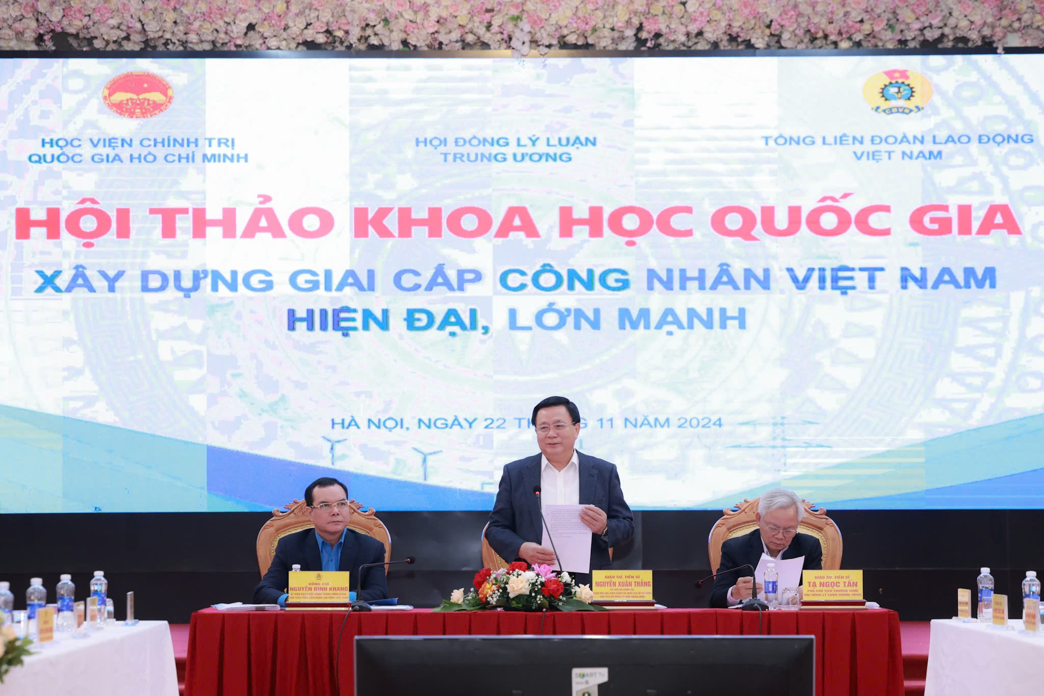 Sứ mệnh lớn lao của giai cấp c&ocirc;ng nh&acirc;n Việt Nam- Ảnh 1.