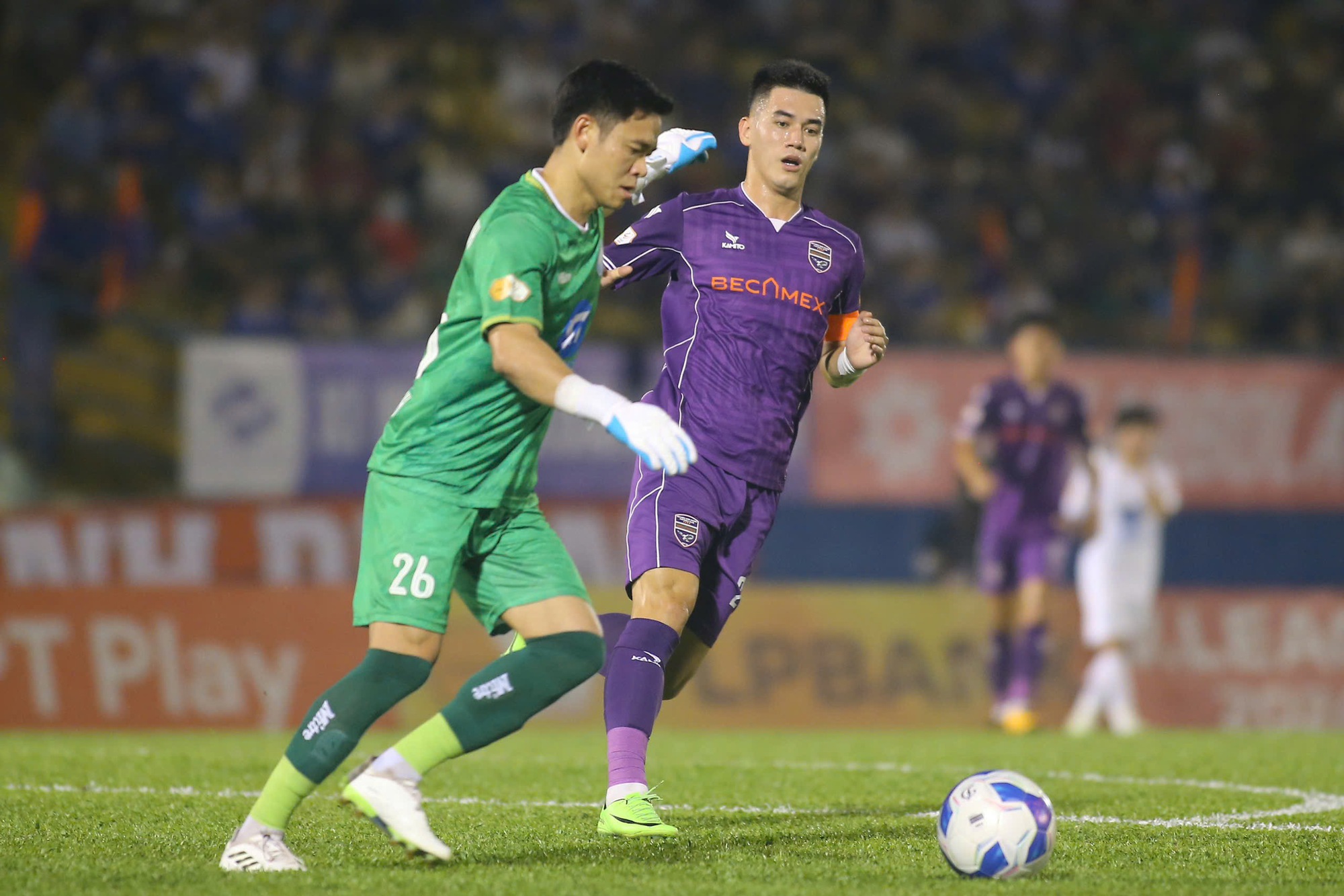 Tiến Linh ngợi khen Nguyễn Xu&acirc;n Son, đặt mục ti&ecirc;u cao ở ASEAN Cup 2024- Ảnh 1.