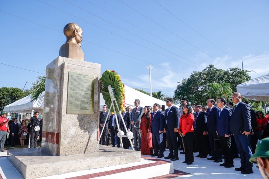 Thủ tướng dự lễ khánh thành tôn tạo Tượng đài Chủ tịch Hồ Chí Minh tại Dominica- Ảnh 3.