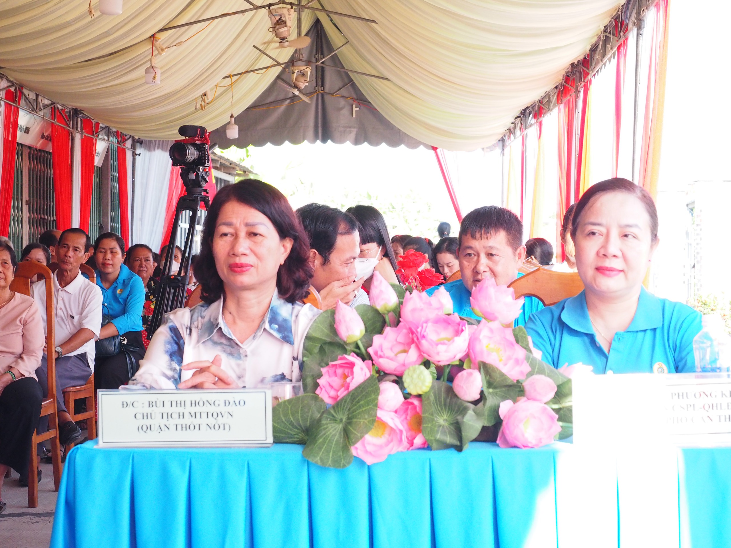 Kh&aacute;nh th&agrave;nh c&ocirc;ng tr&igrave;nh 